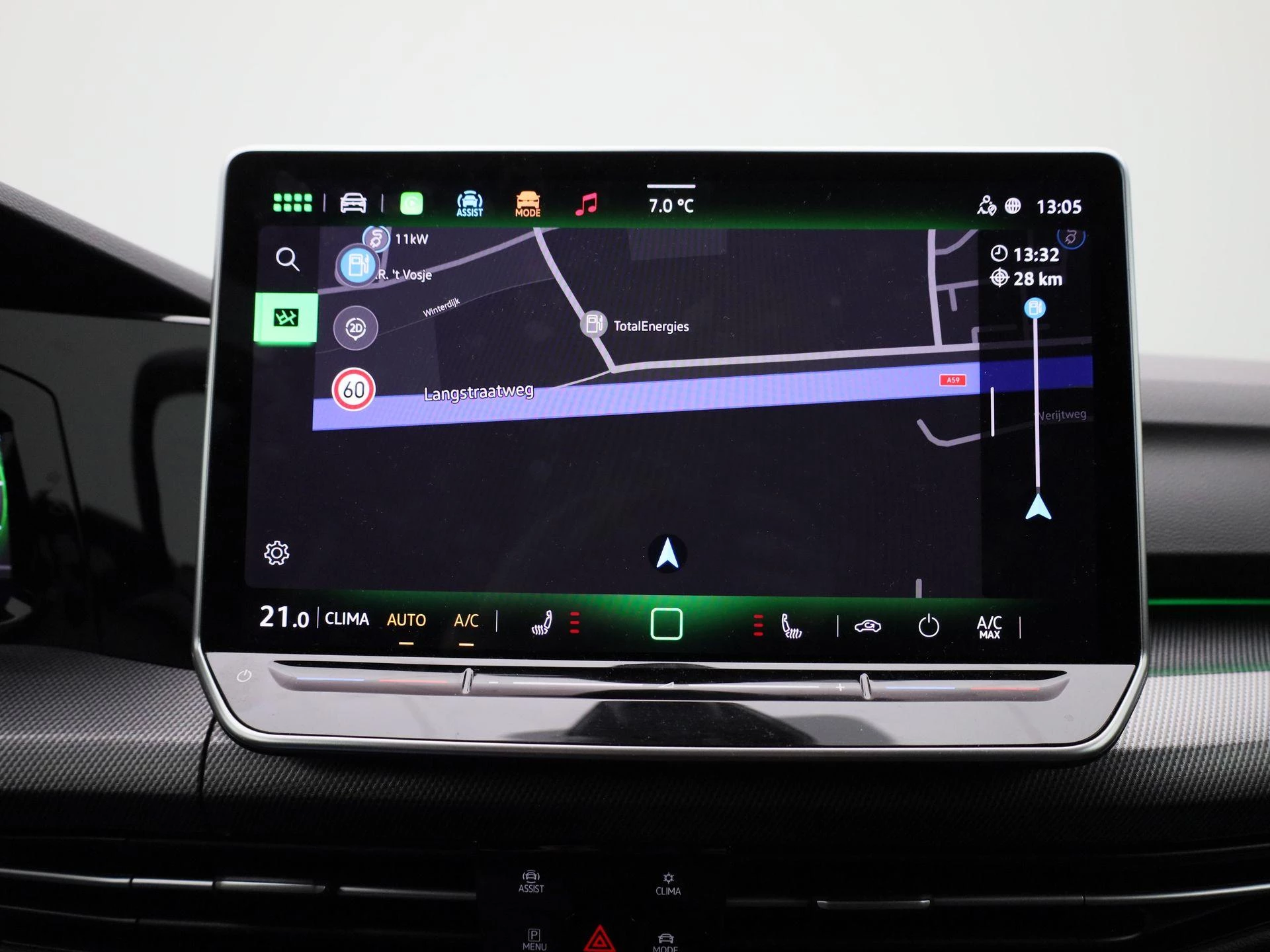 Volkswagen-Golf-image-15