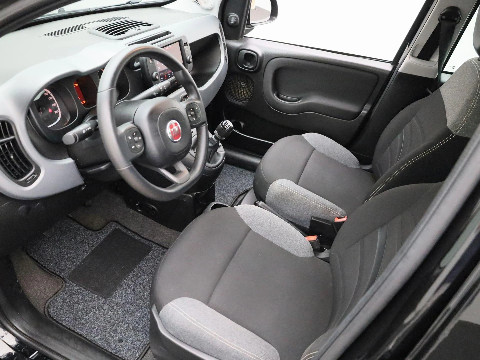 Fiat-Panda-image-13