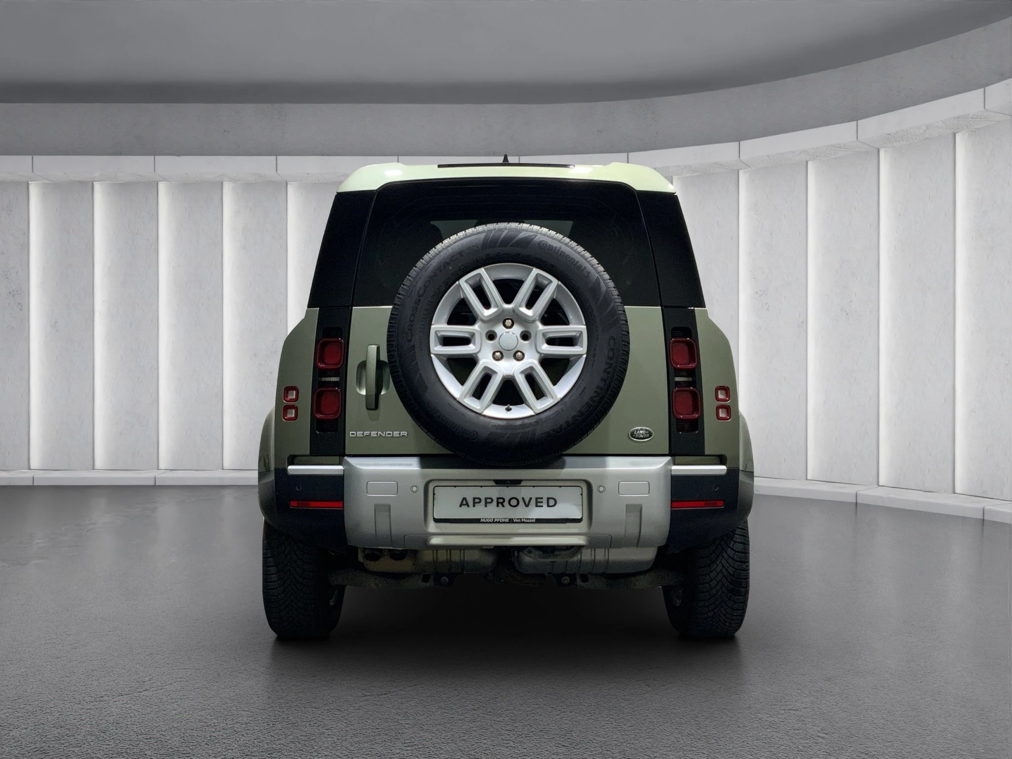 Land Rover-Defender-image-2