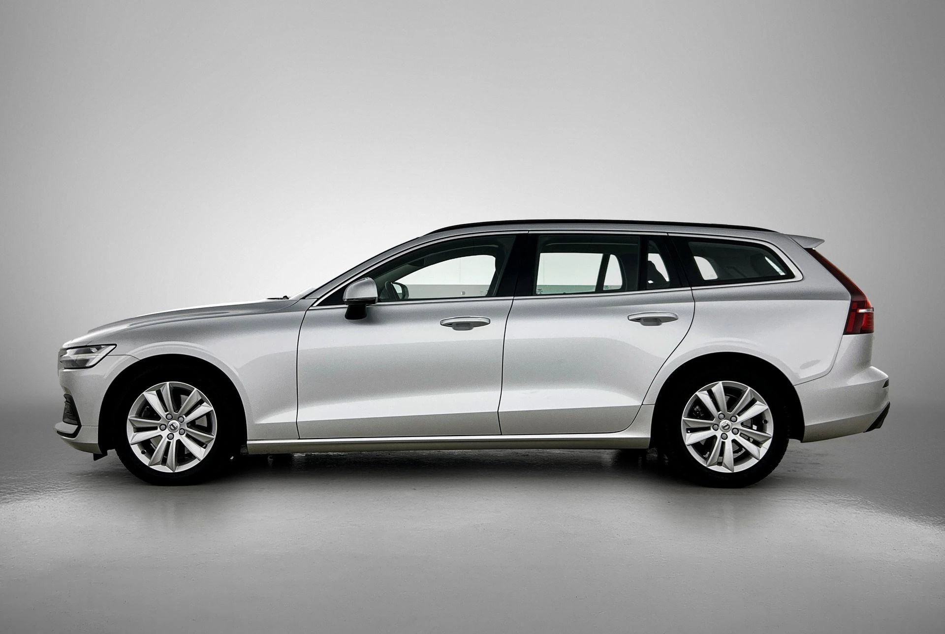 Volvo-V60-image-1