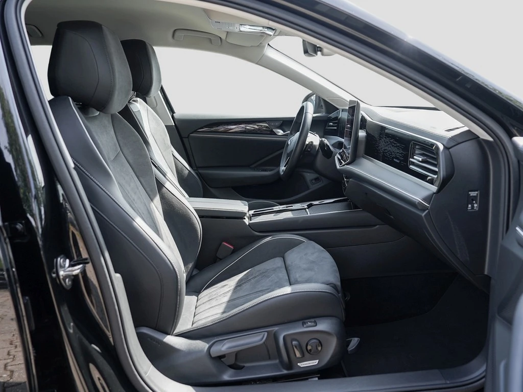 Volkswagen-Passat-image-6