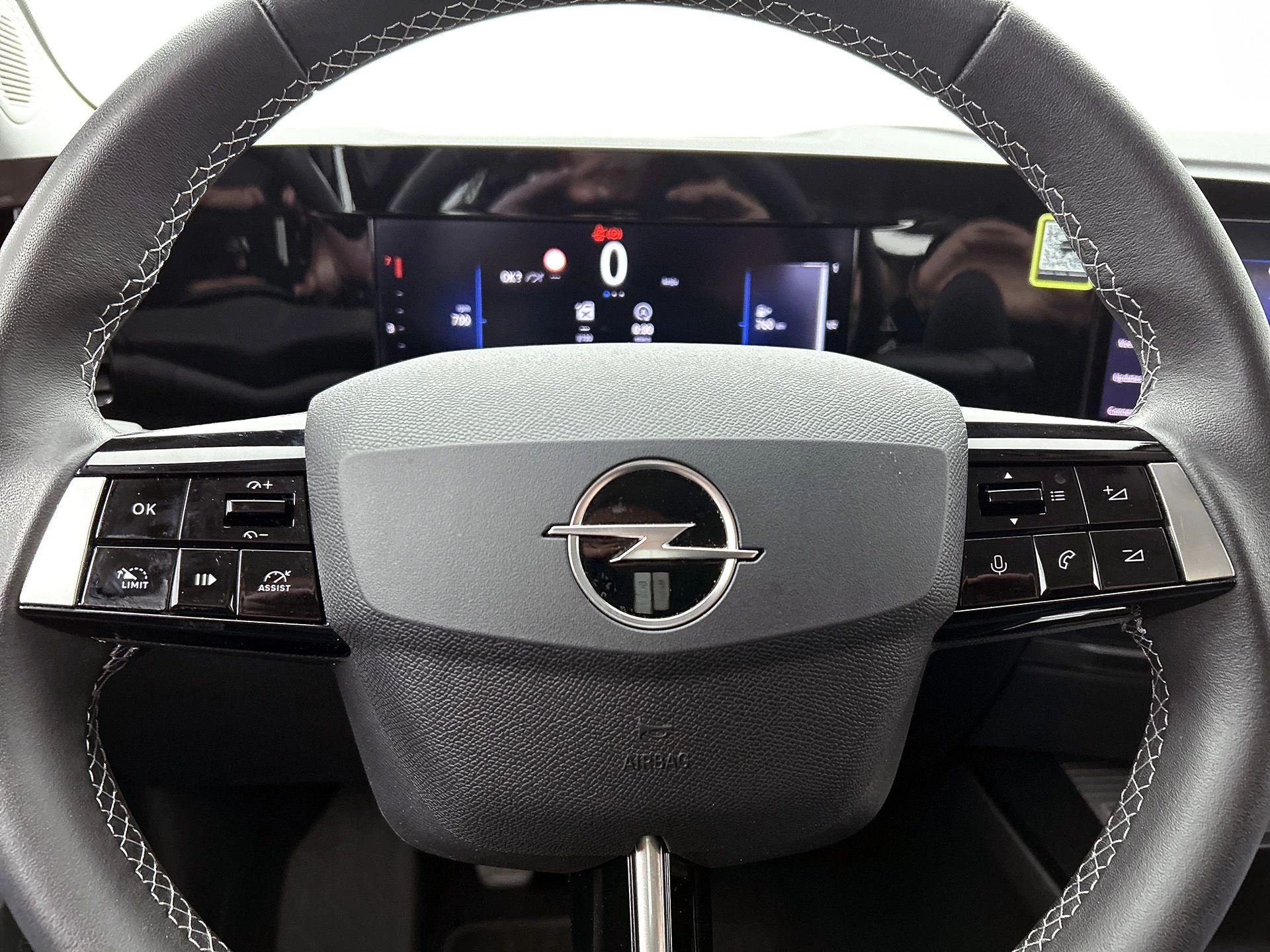Opel-Astra-image-34