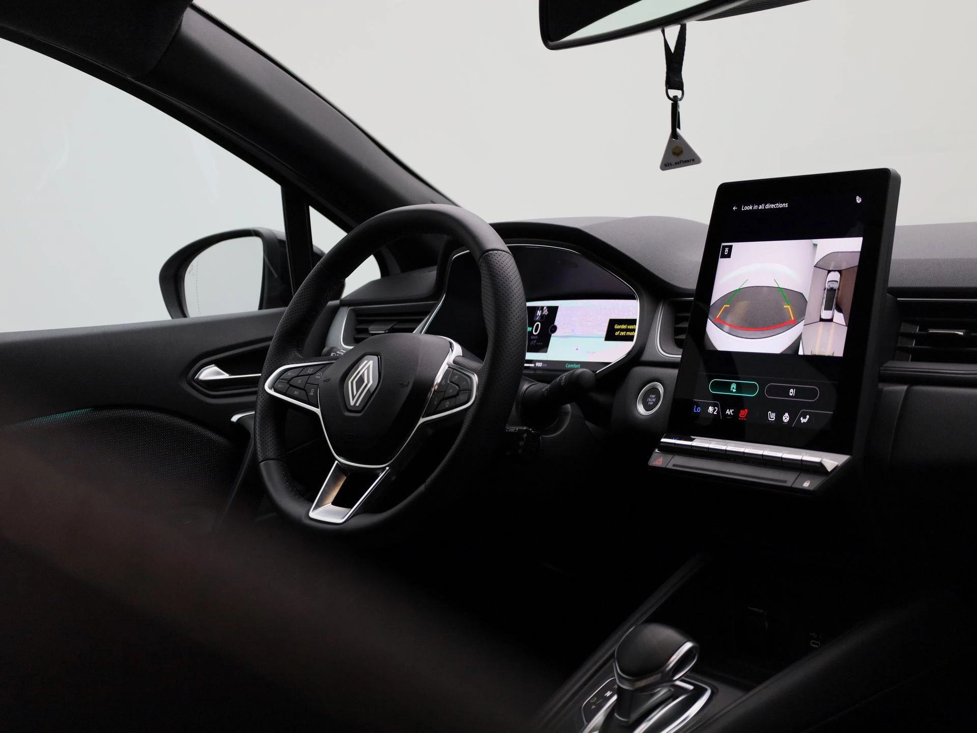 Renault-Captur-image-33