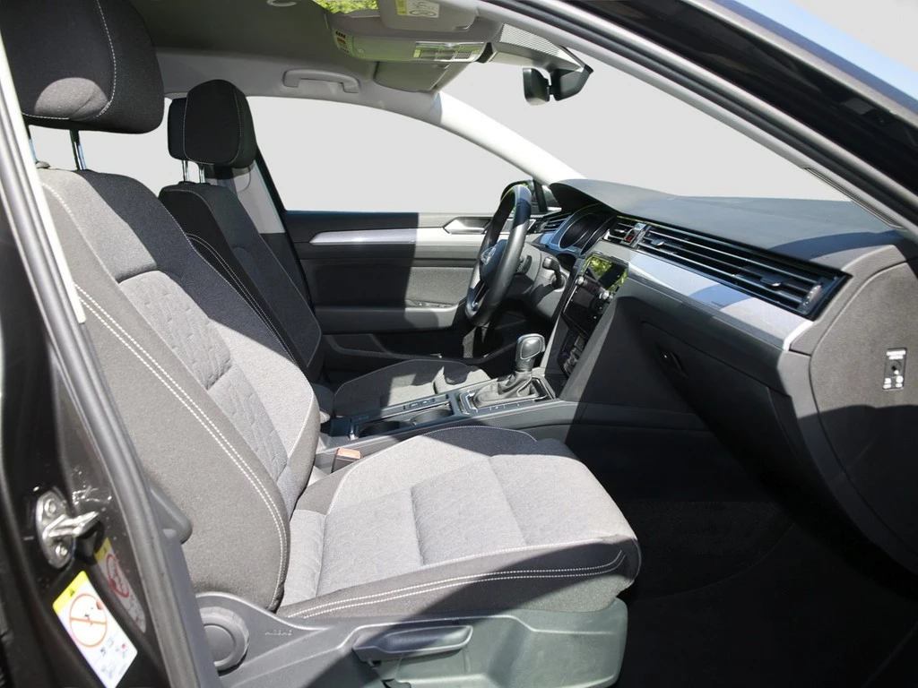 Volkswagen Passat Variant 2,0 TDI DSG Business,LED,Kamera,ACC ALU 17",Sitzheizung,App Connect,Park-Pilot