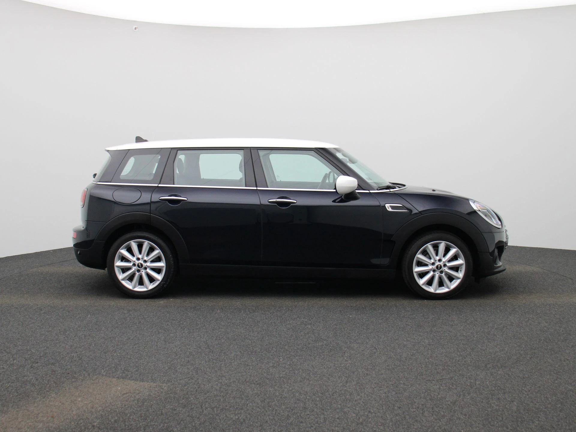 MINI-Clubman-image-6