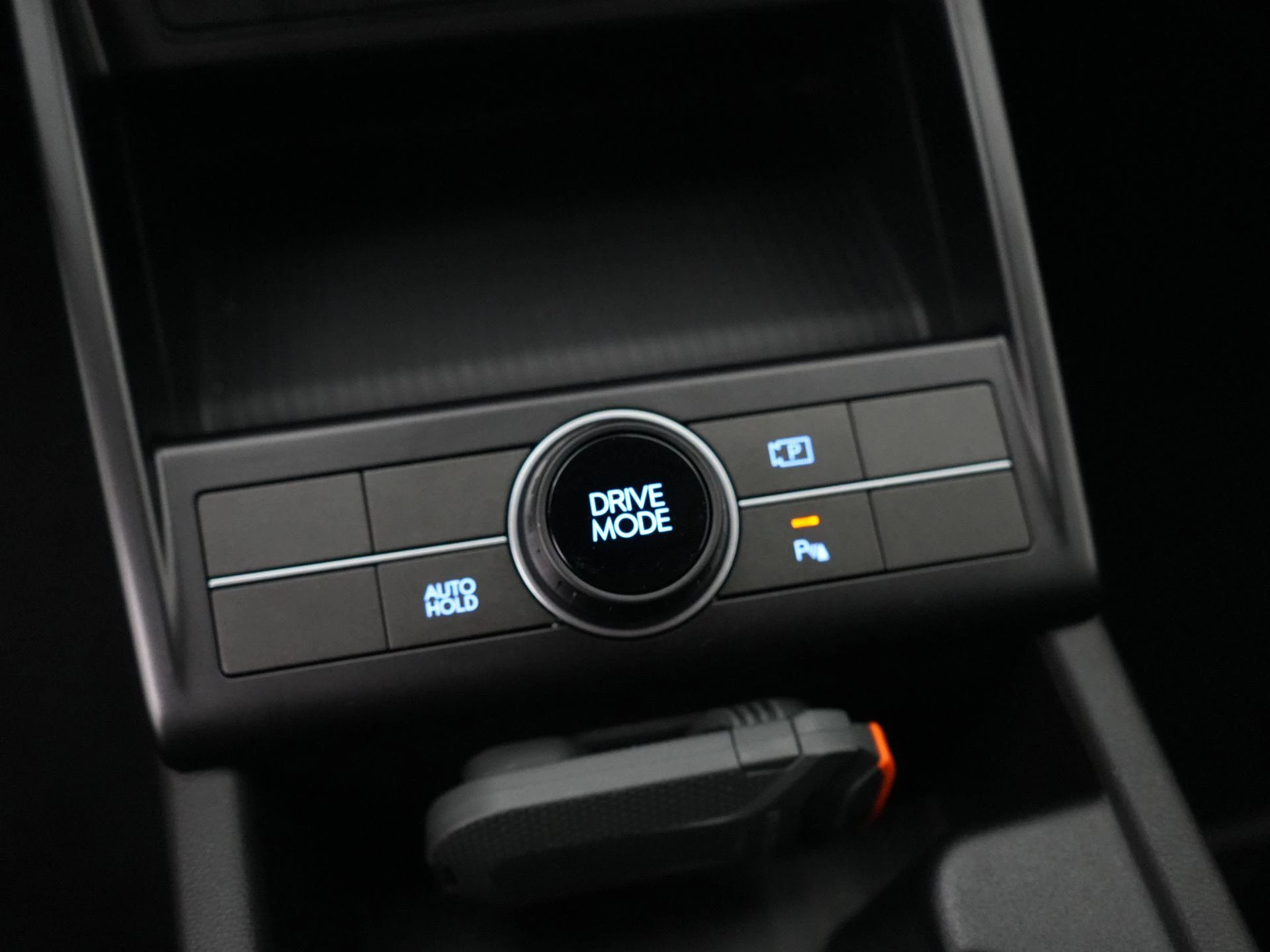 Hyundai-Kona-image-18