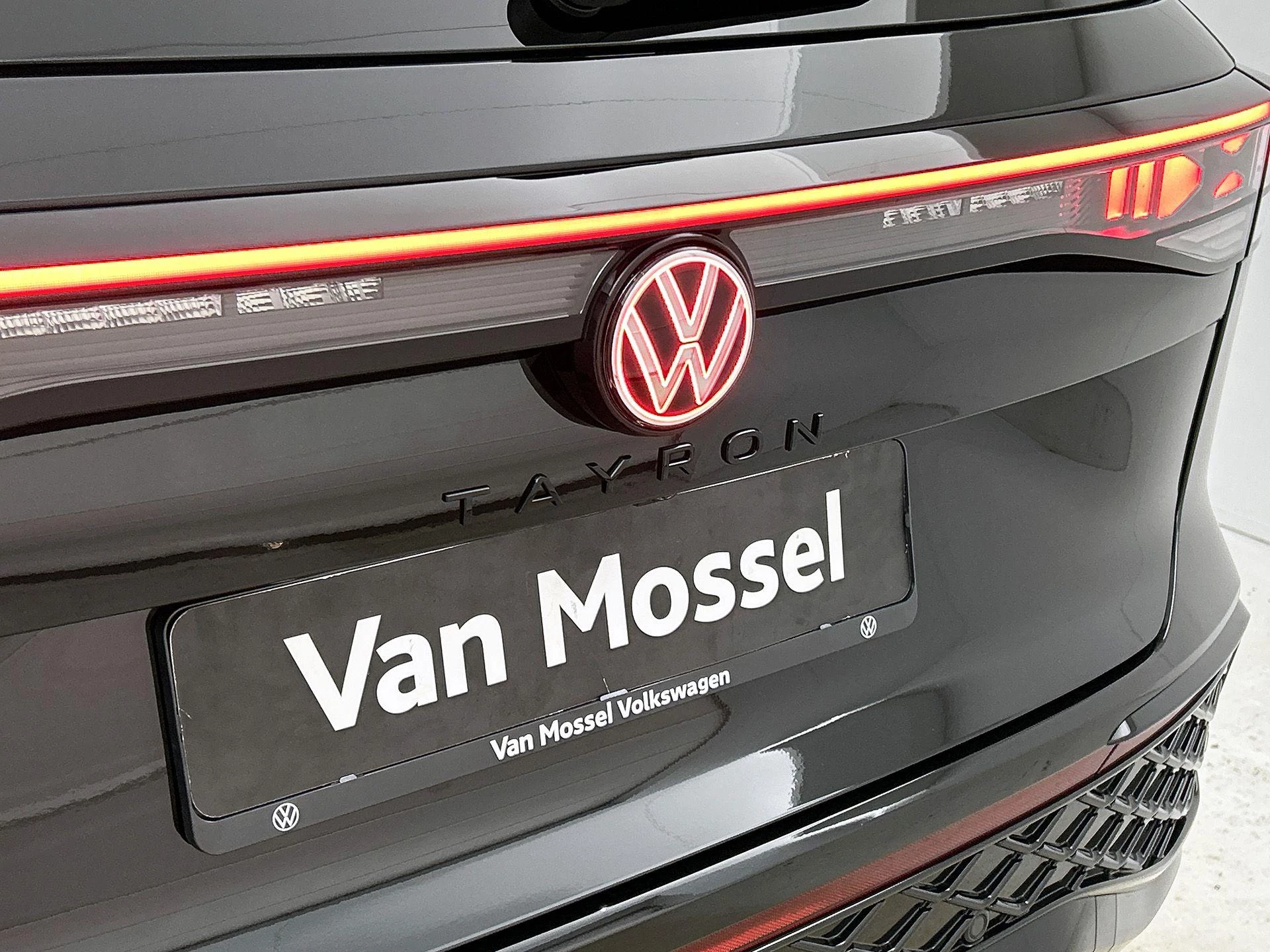 Volkswagen Tayron 1.5 eHybrid R-Line Edition