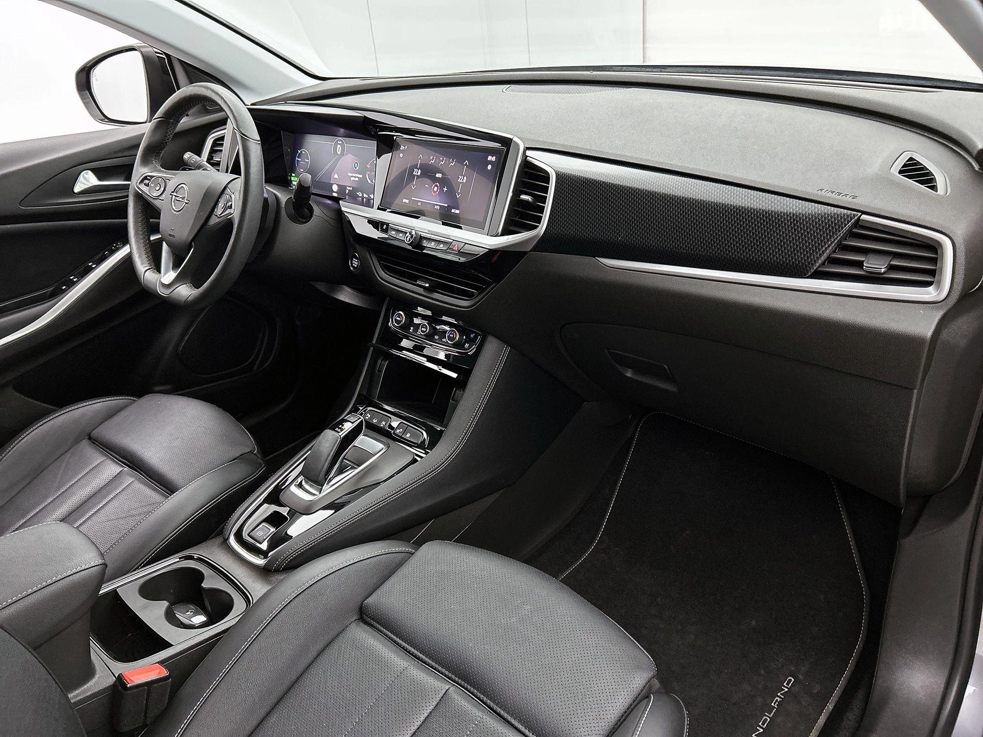Opel-Grandland-image-20
