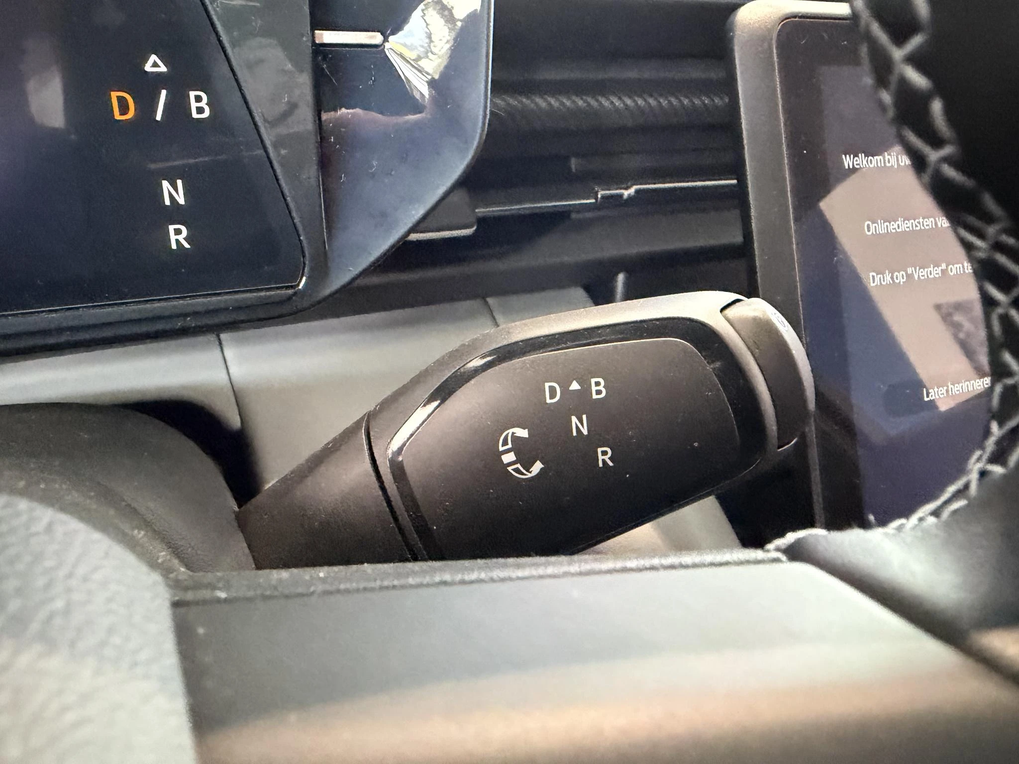 Ford-Explorer-image-25