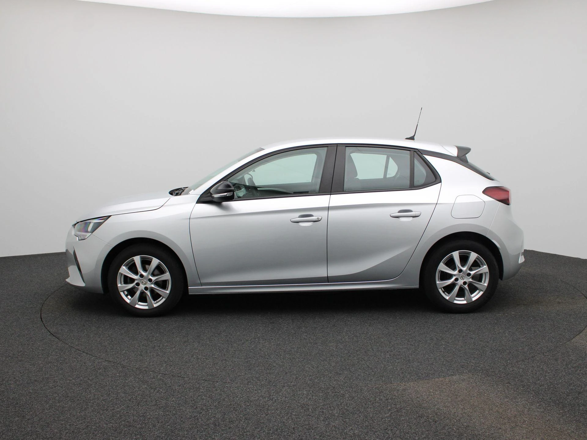 Opel-Corsa-image-3