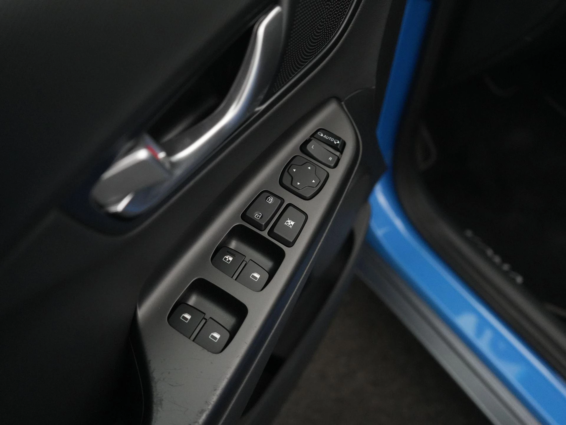Hyundai-Kona-image-33