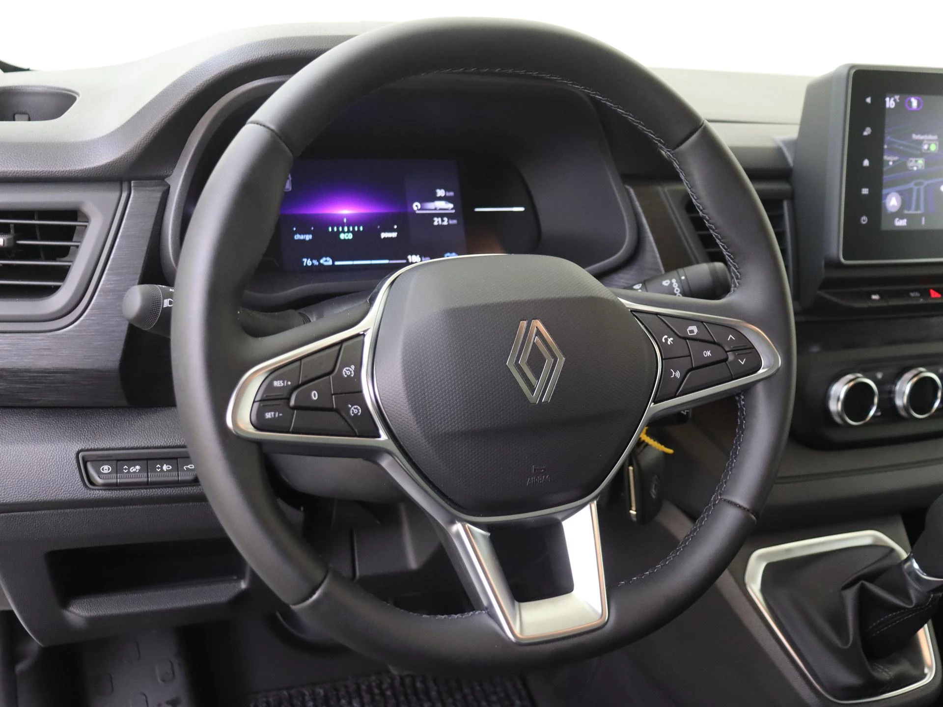 Renault-Trafic-image-47