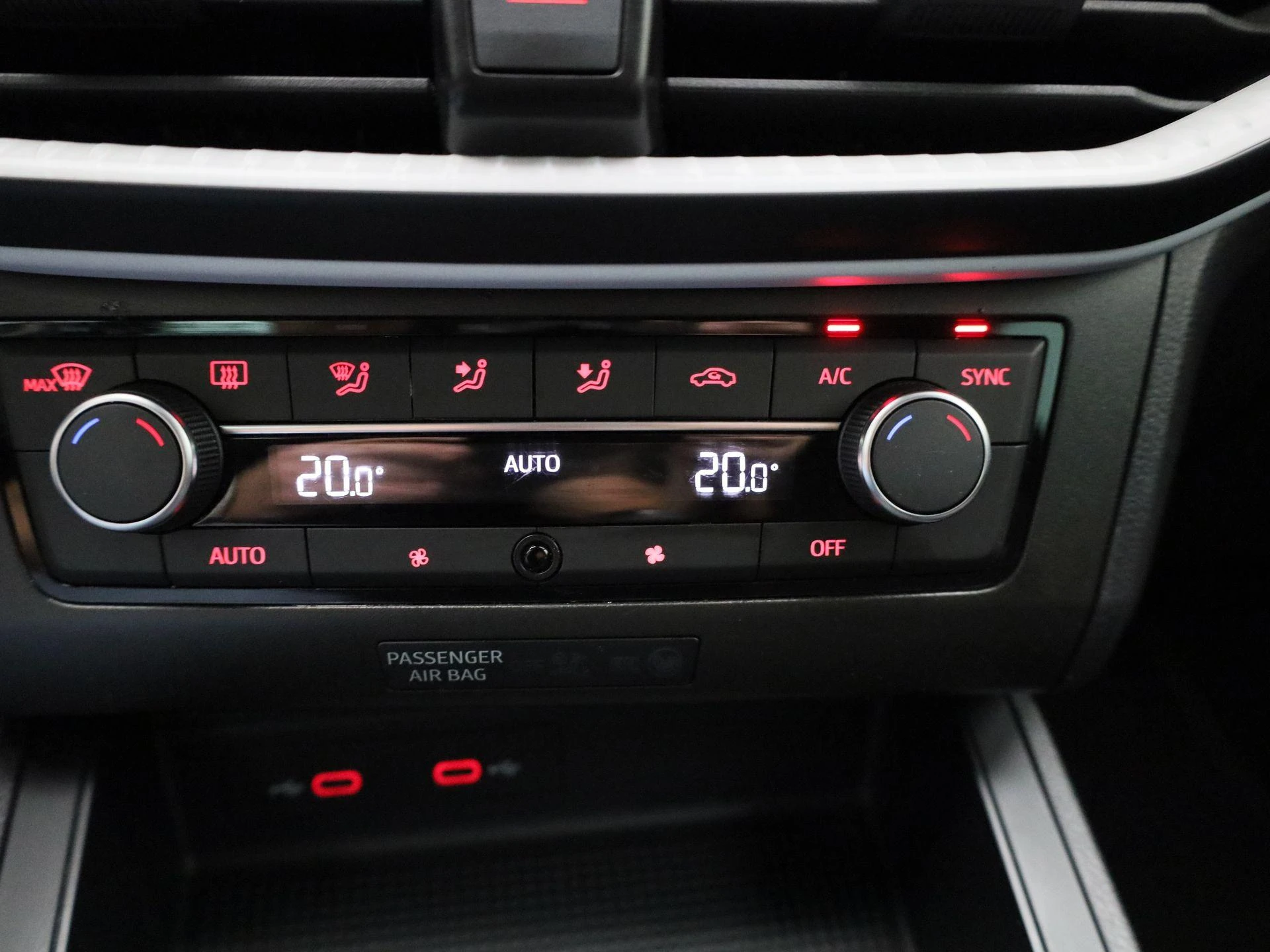 SEAT-Ibiza-image-19