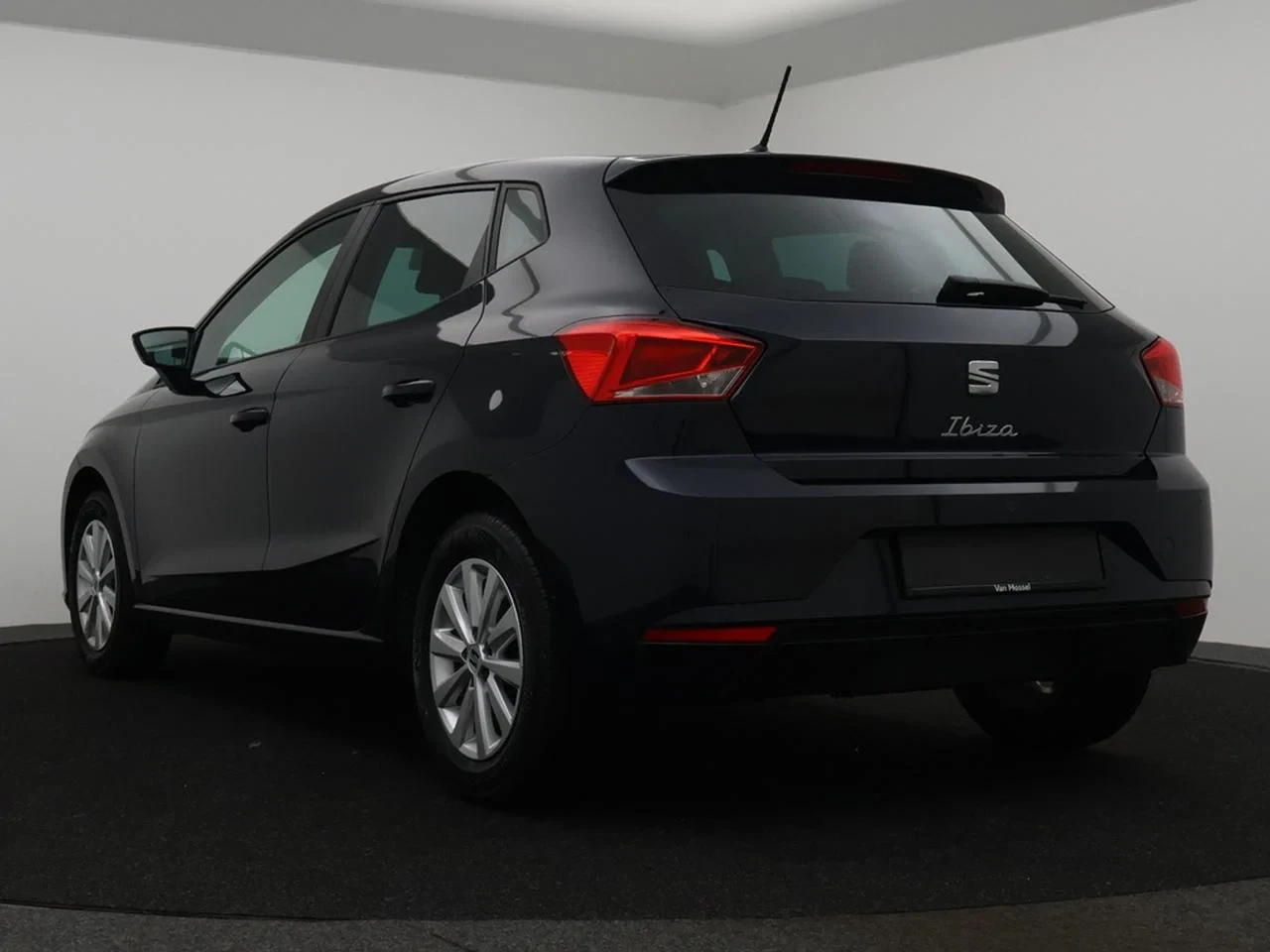SEAT-Ibiza-image-13