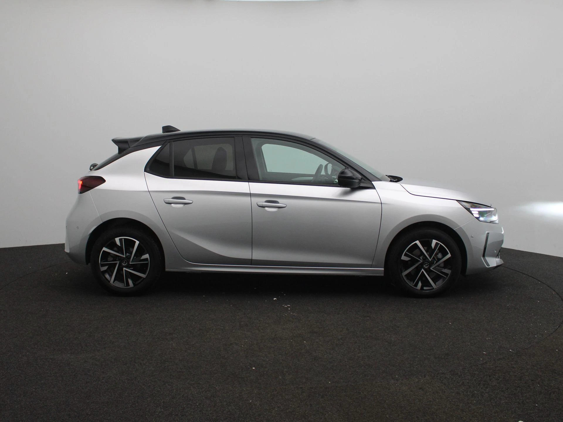 Opel-Corsa-image-5