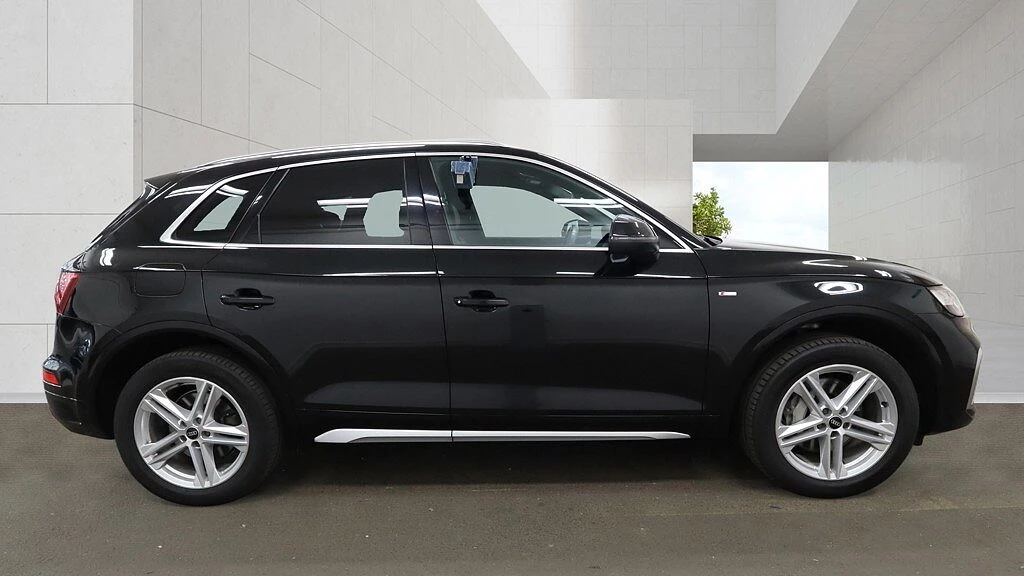 Audi-Q5-image-4