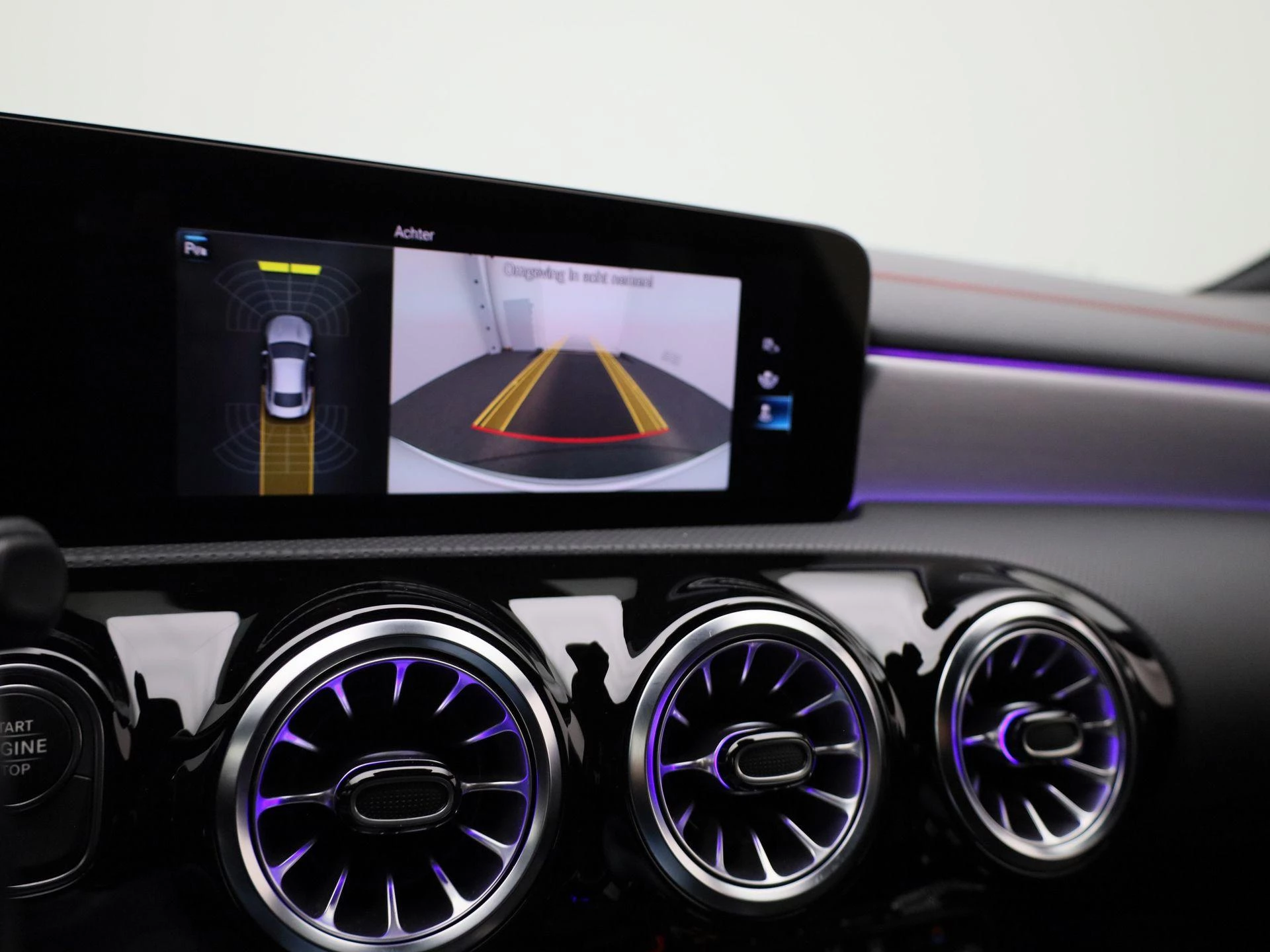 Mercedes-Benz-CLA-image-26