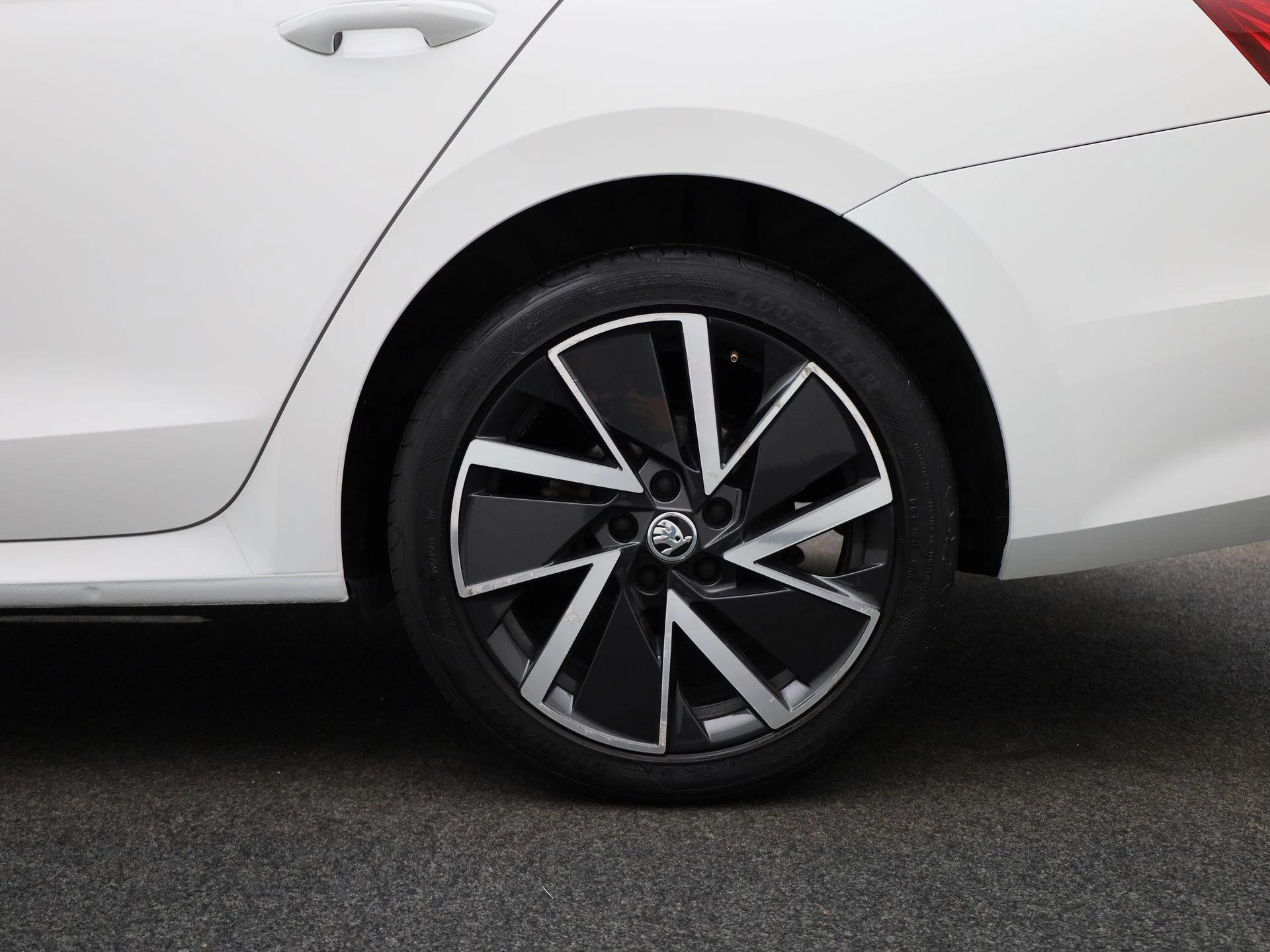Škoda-Octavia-image-12