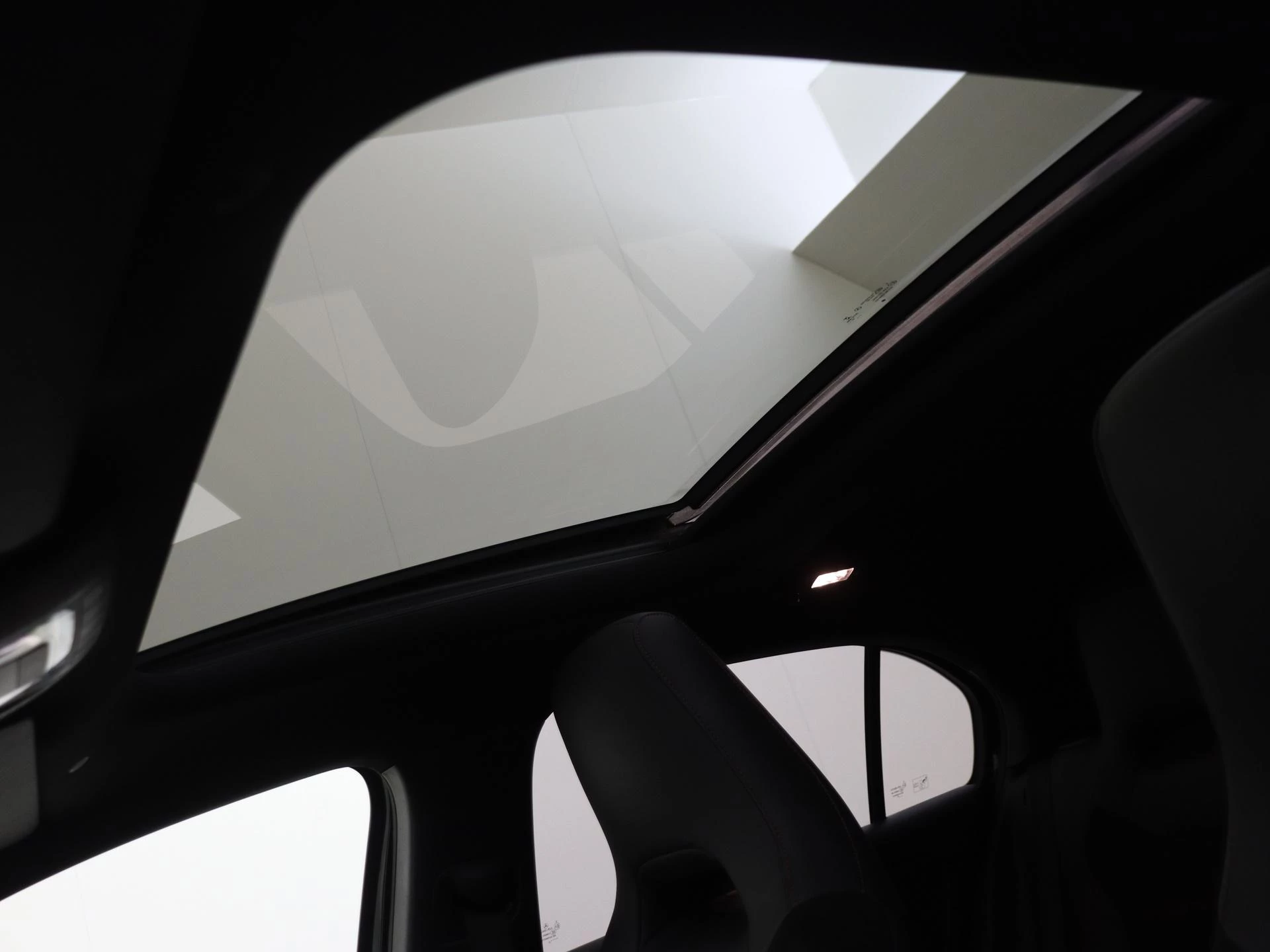 Mercedes-Benz-A-Klasse-image-27