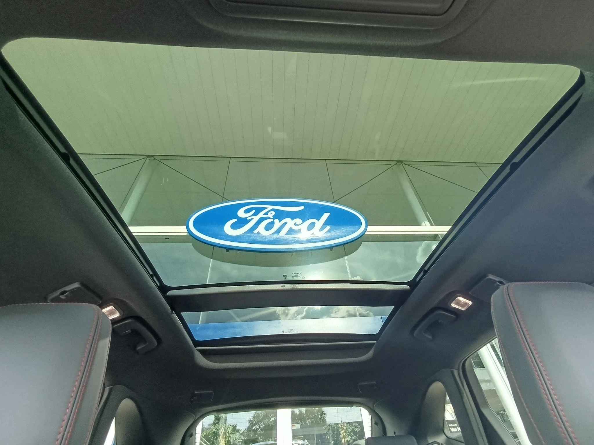 Ford-Kuga-image-24