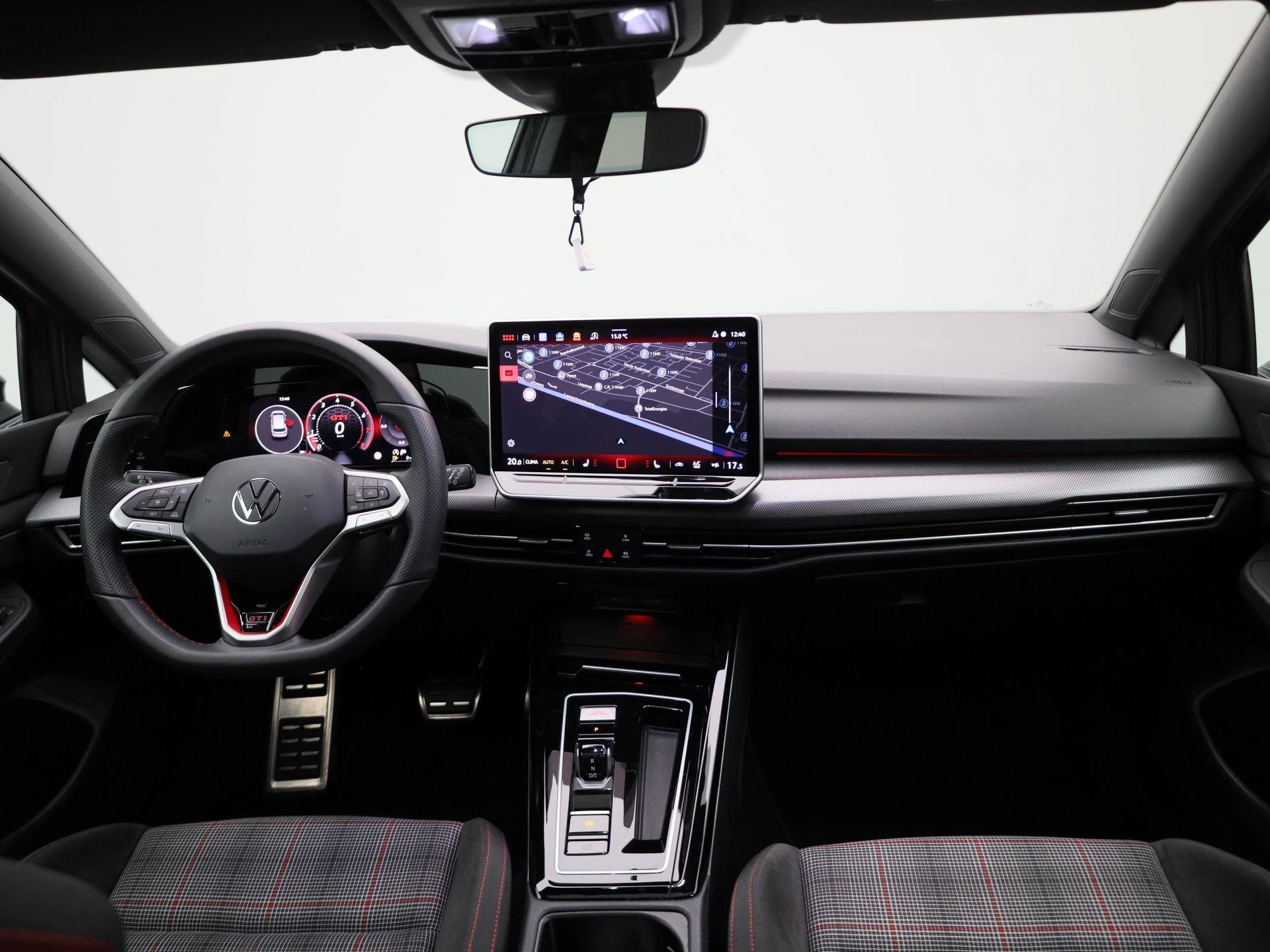 Volkswagen-Golf-image-41