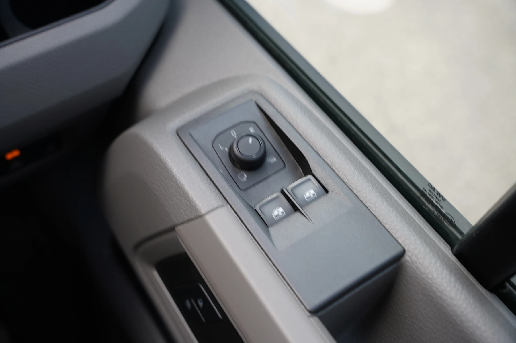 Volkswagen-Crafter-image-22