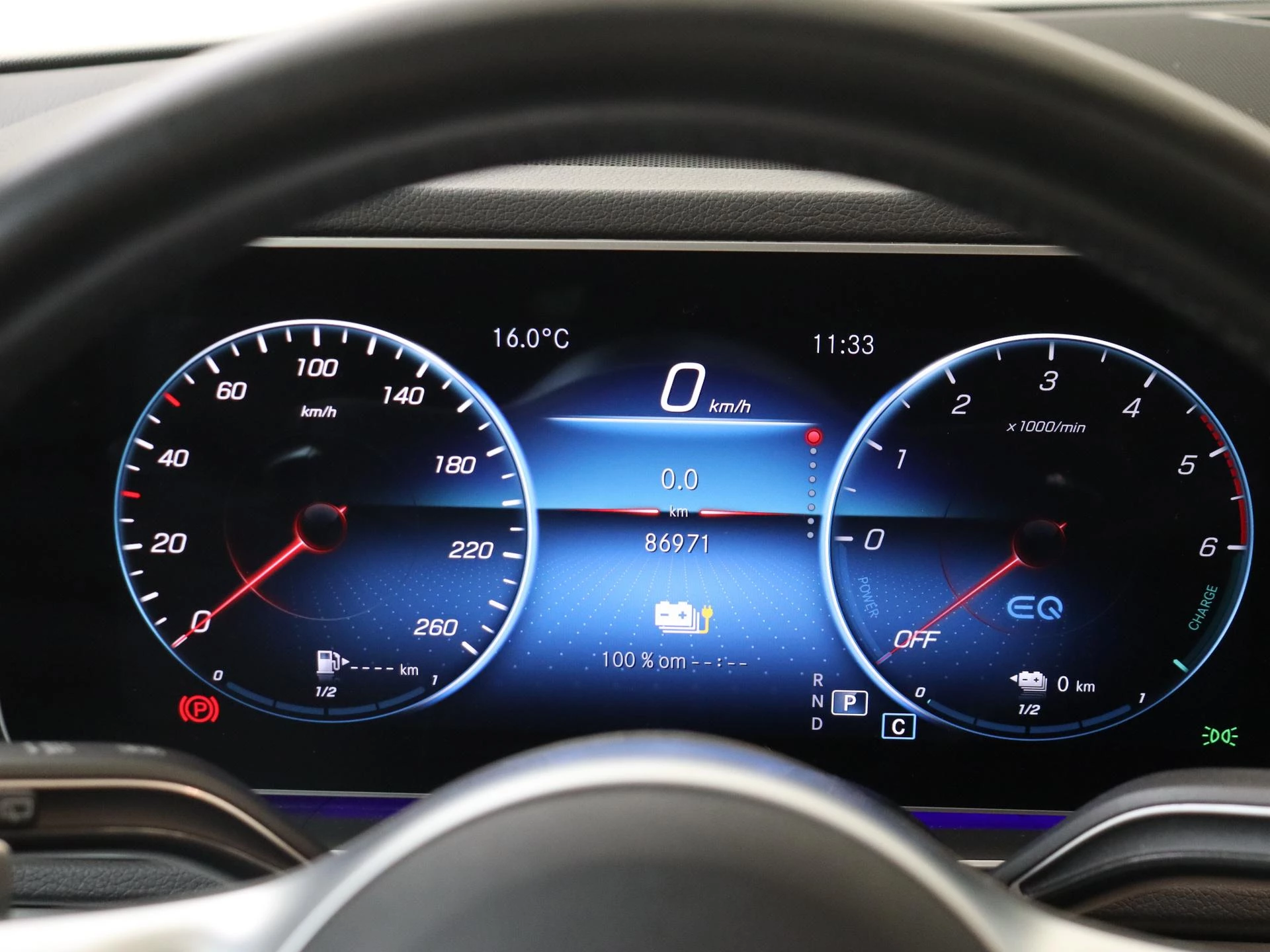 Mercedes-Benz-GLE-image-11