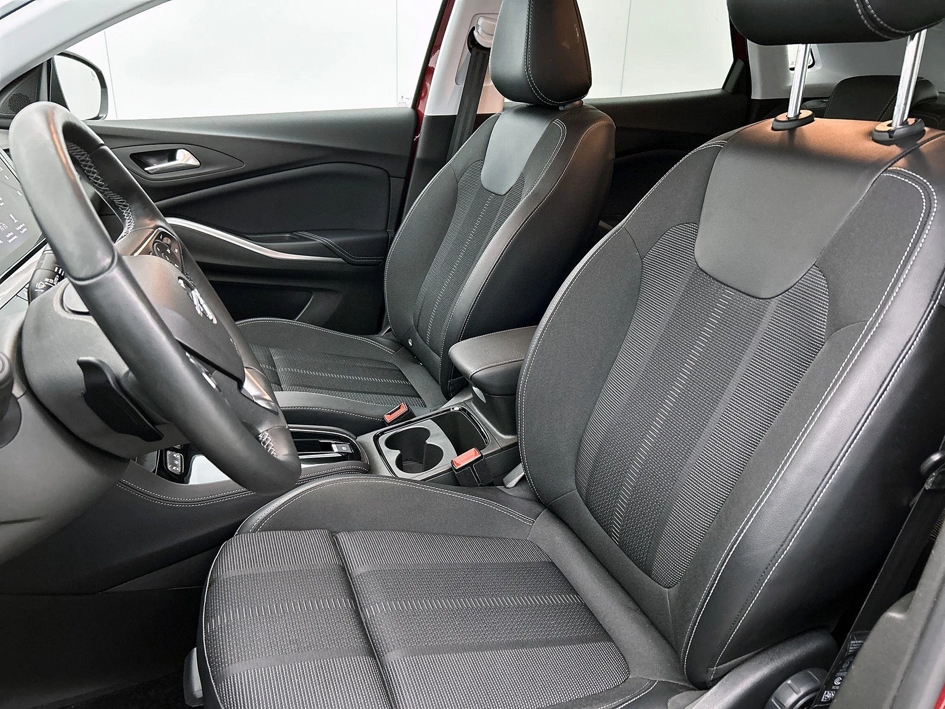 Opel-Grandland-image-21