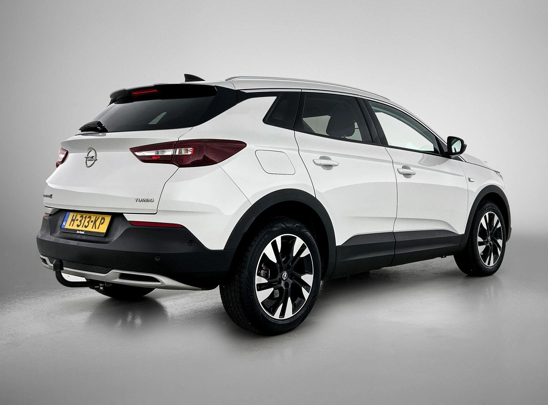 Opel-Grandland X-image-3