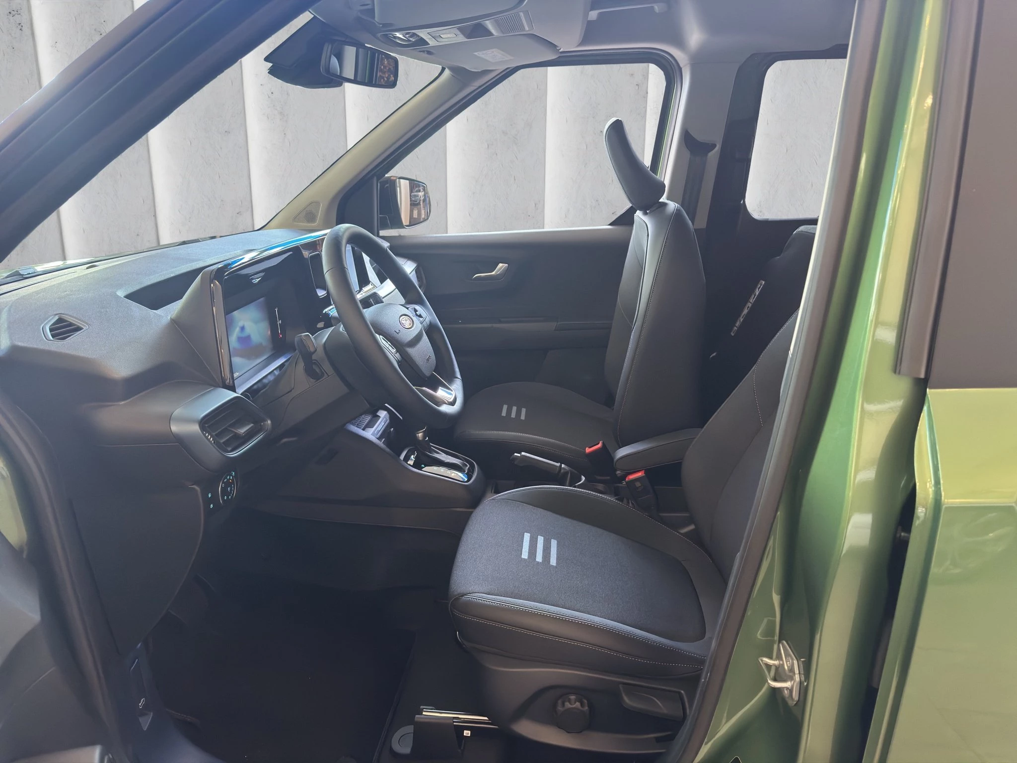 Ford-Tourneo Courier-image-7