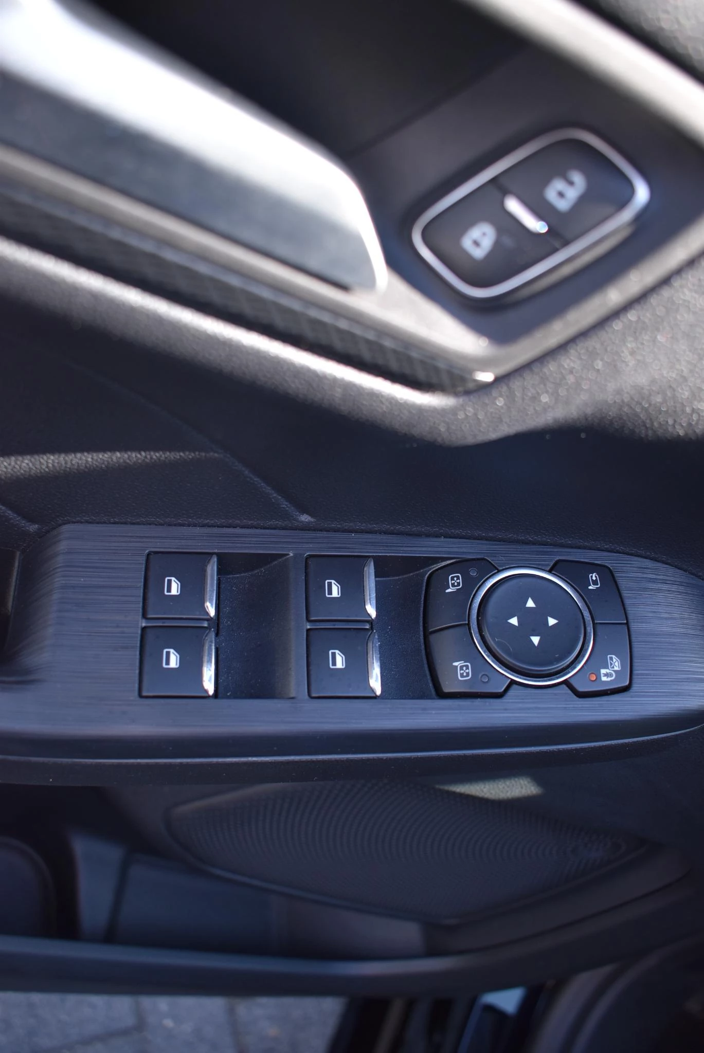 Ford-Kuga-image-14