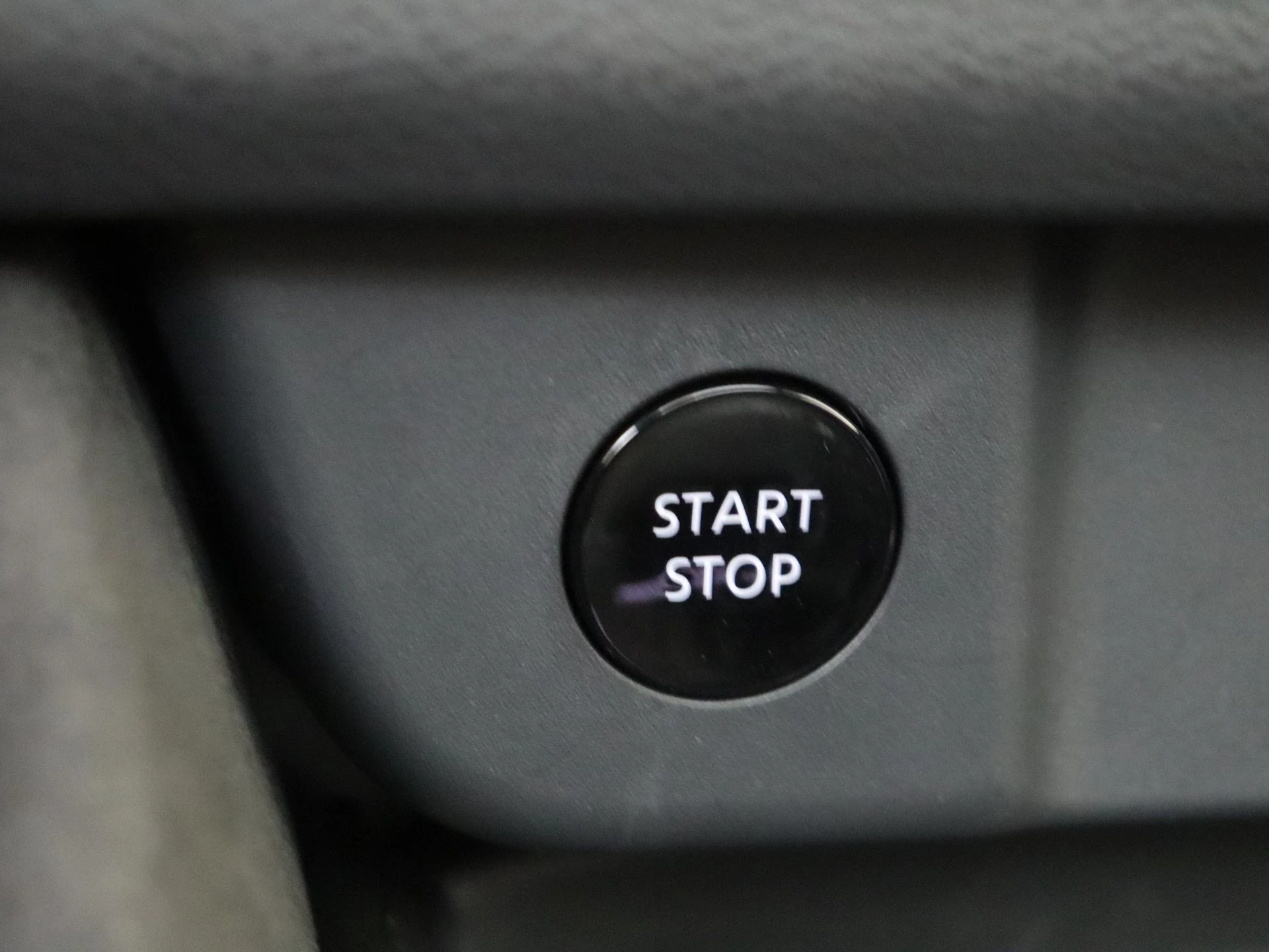 Nissan-QASHQAI-image-19