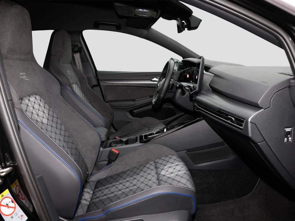 Volkswagen-Golf-image-6