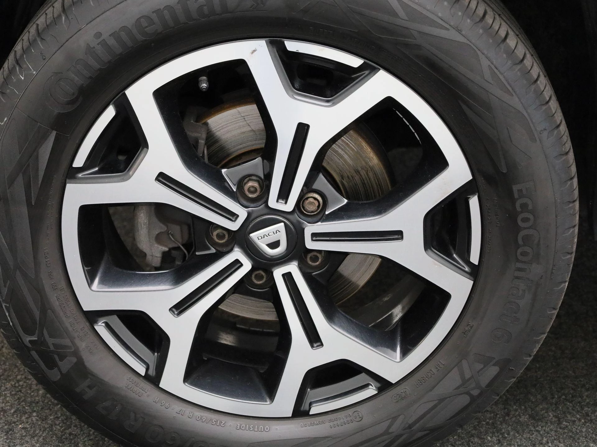 Dacia-Duster-image-11