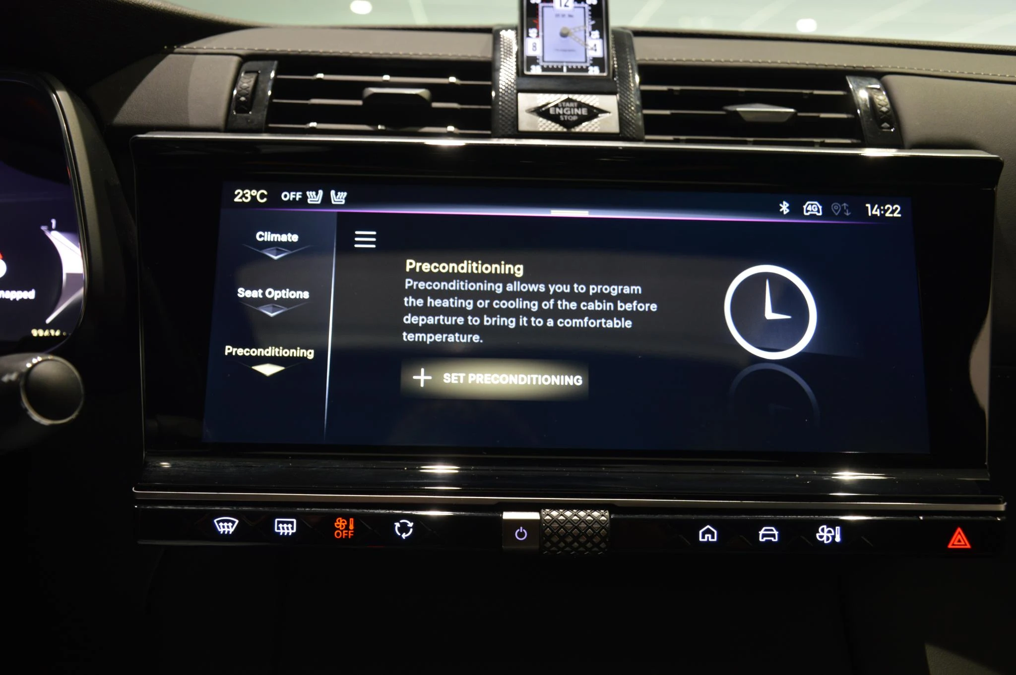 DS DS 7 1.6 PHEV 300 4x4 Etoile