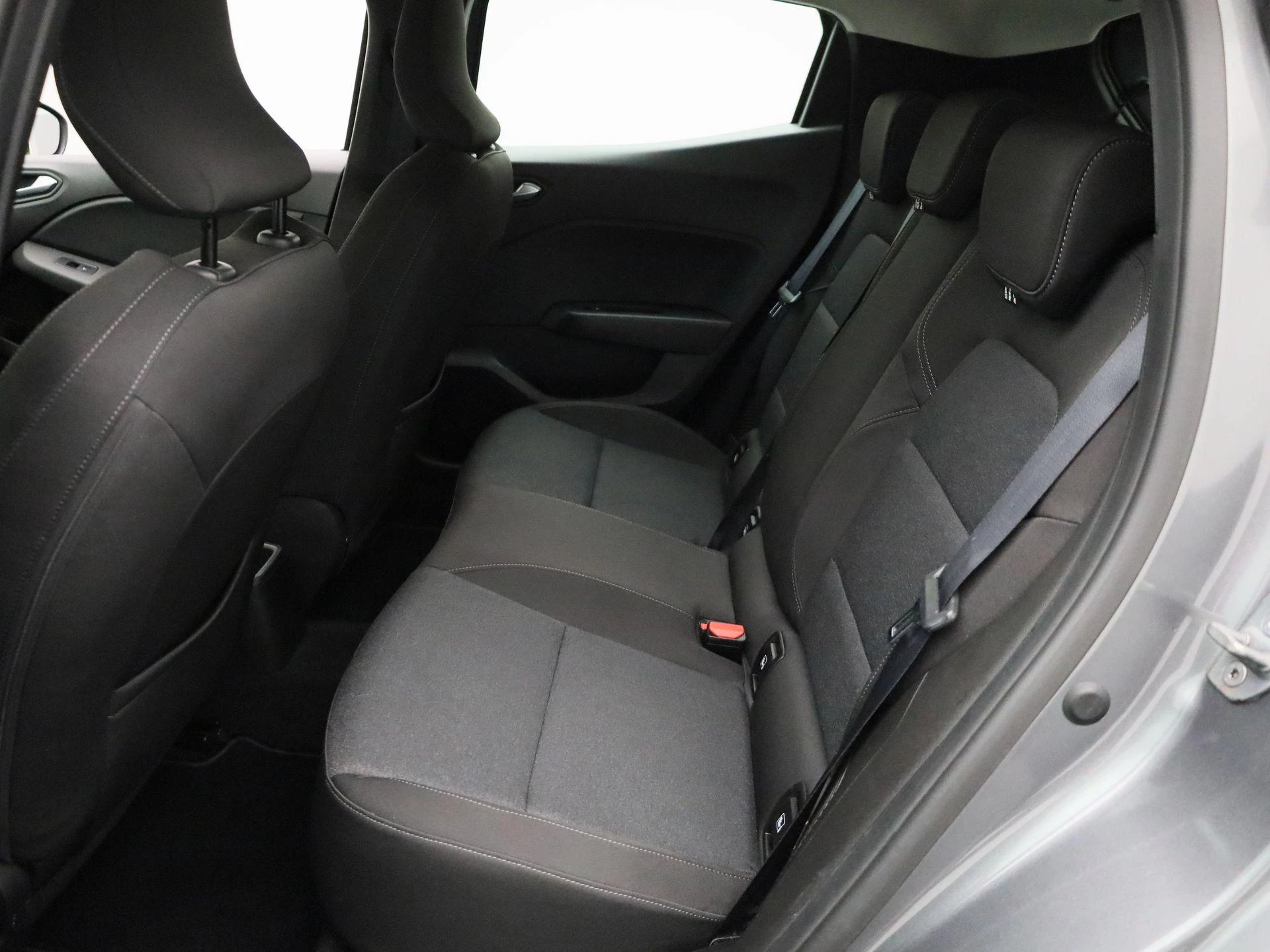 Renault-Clio-image-12