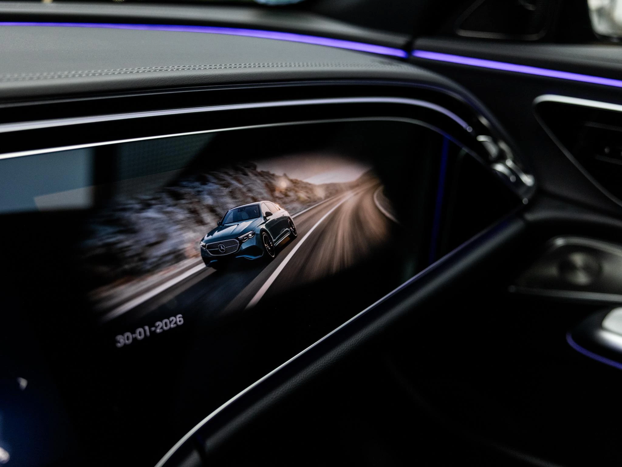 Mercedes-Benz-E-Klasse-image-35