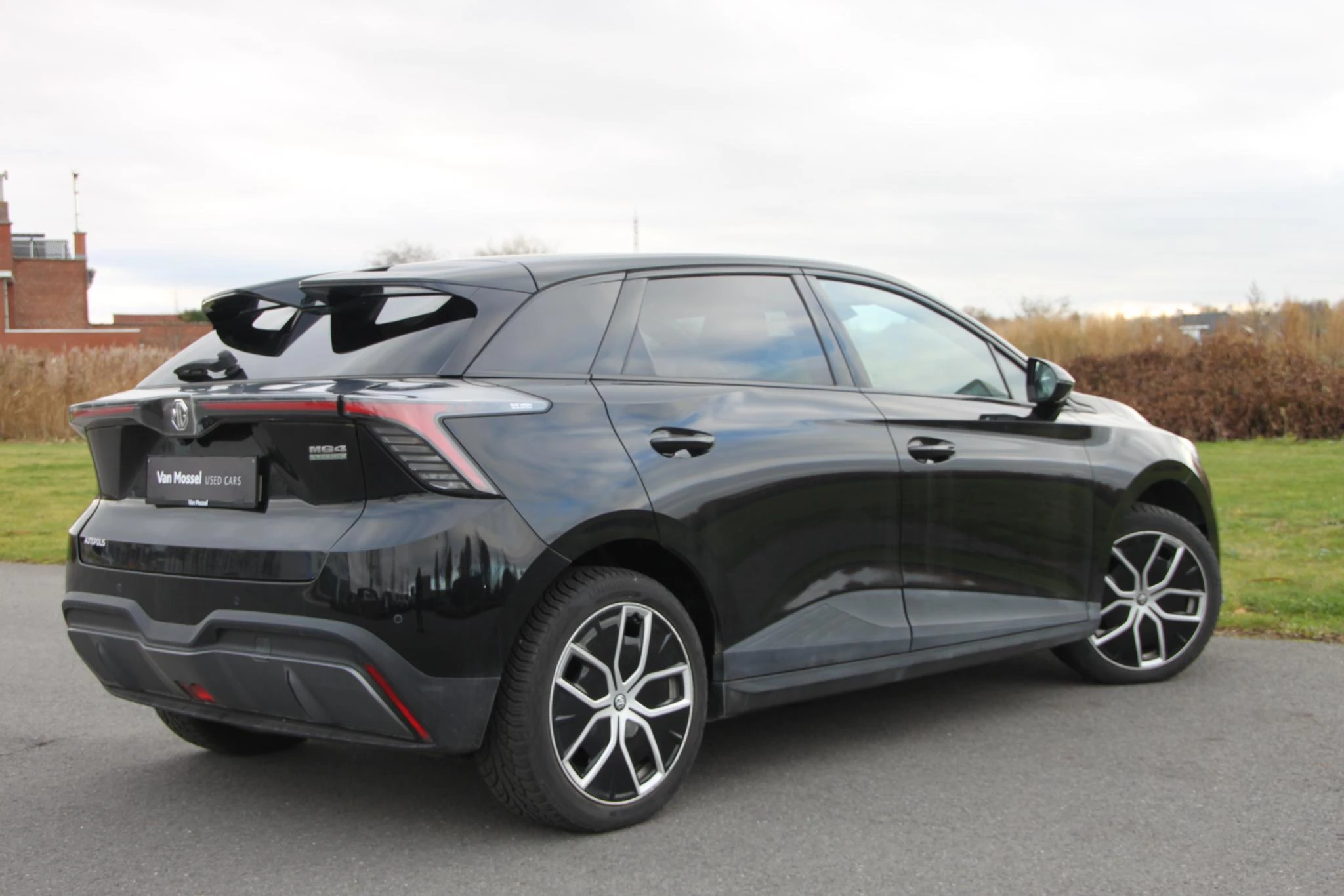MG MG4 64 kWh Luxury