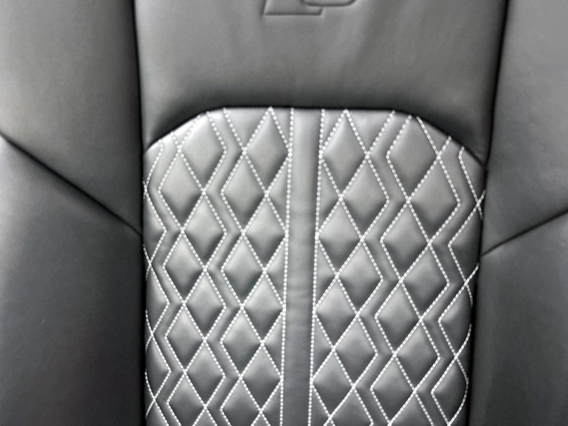 Audi-A6-image-13