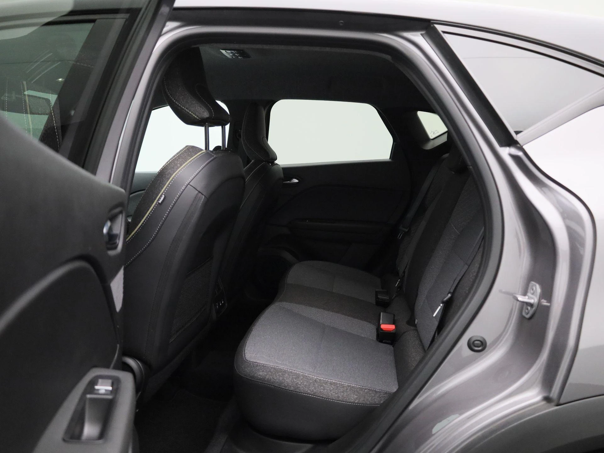 Renault Captur 1.8 E-Tech full hybrid 160 techno