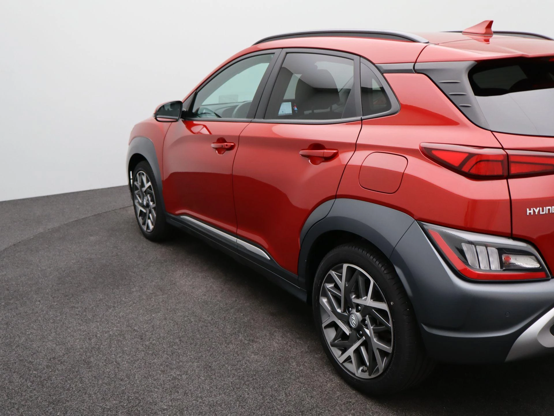 Hyundai-Kona-image-40