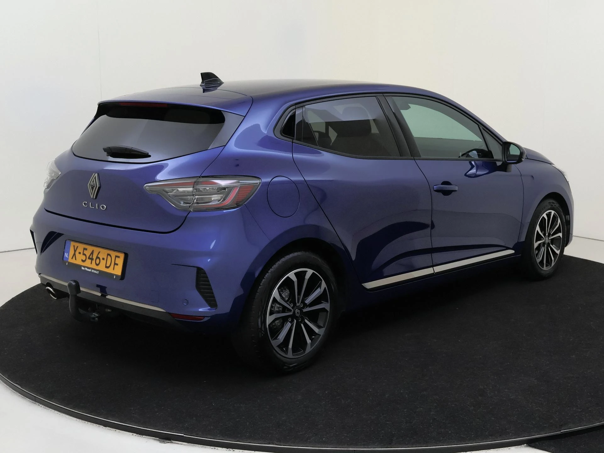 Renault-Clio-image-6