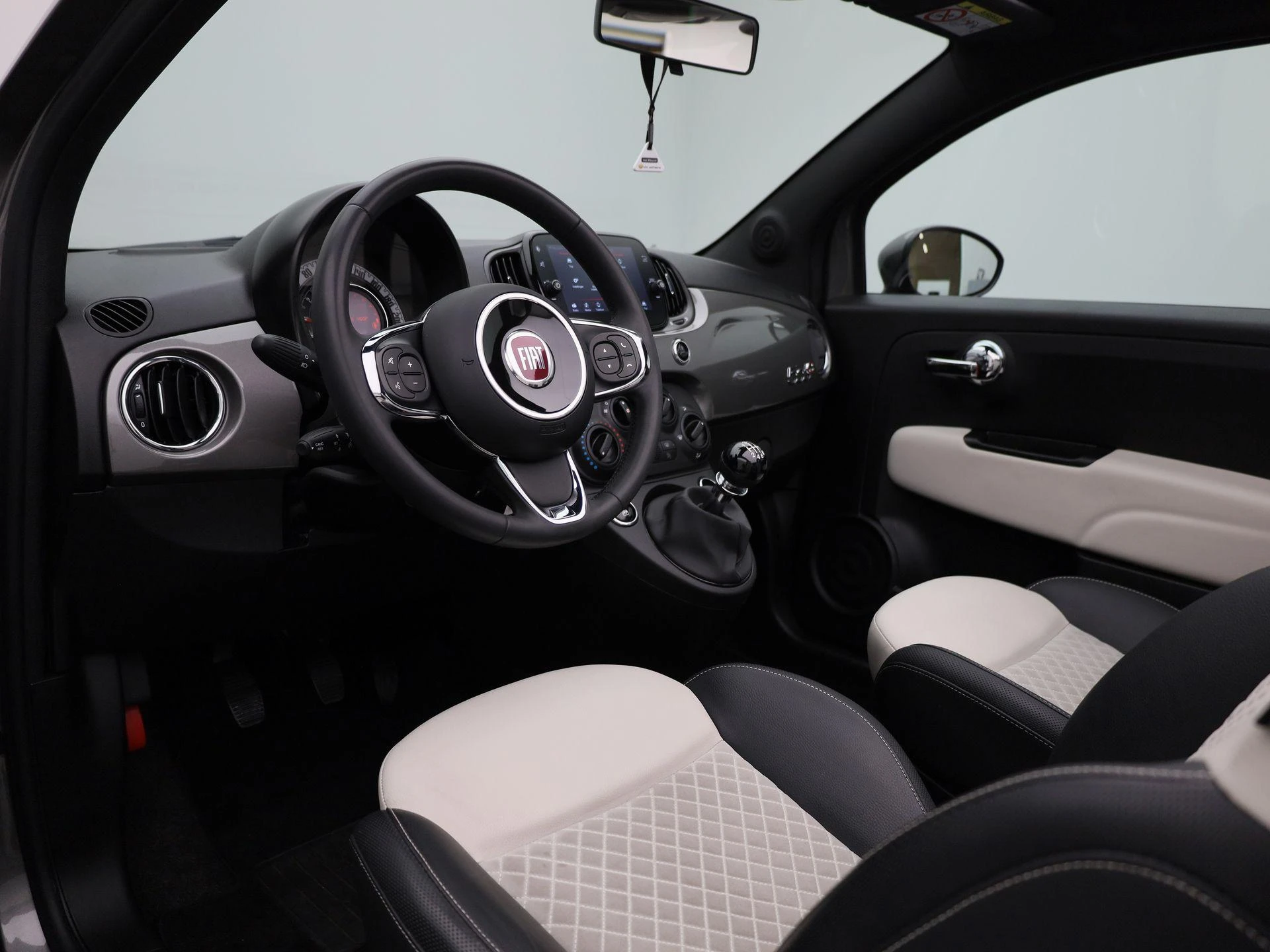 Fiat-500C-image-29