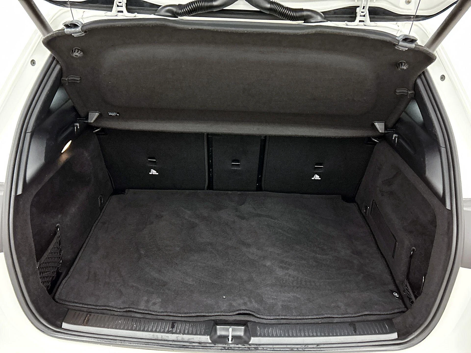 Mercedes-Benz-B-Klasse-image-15