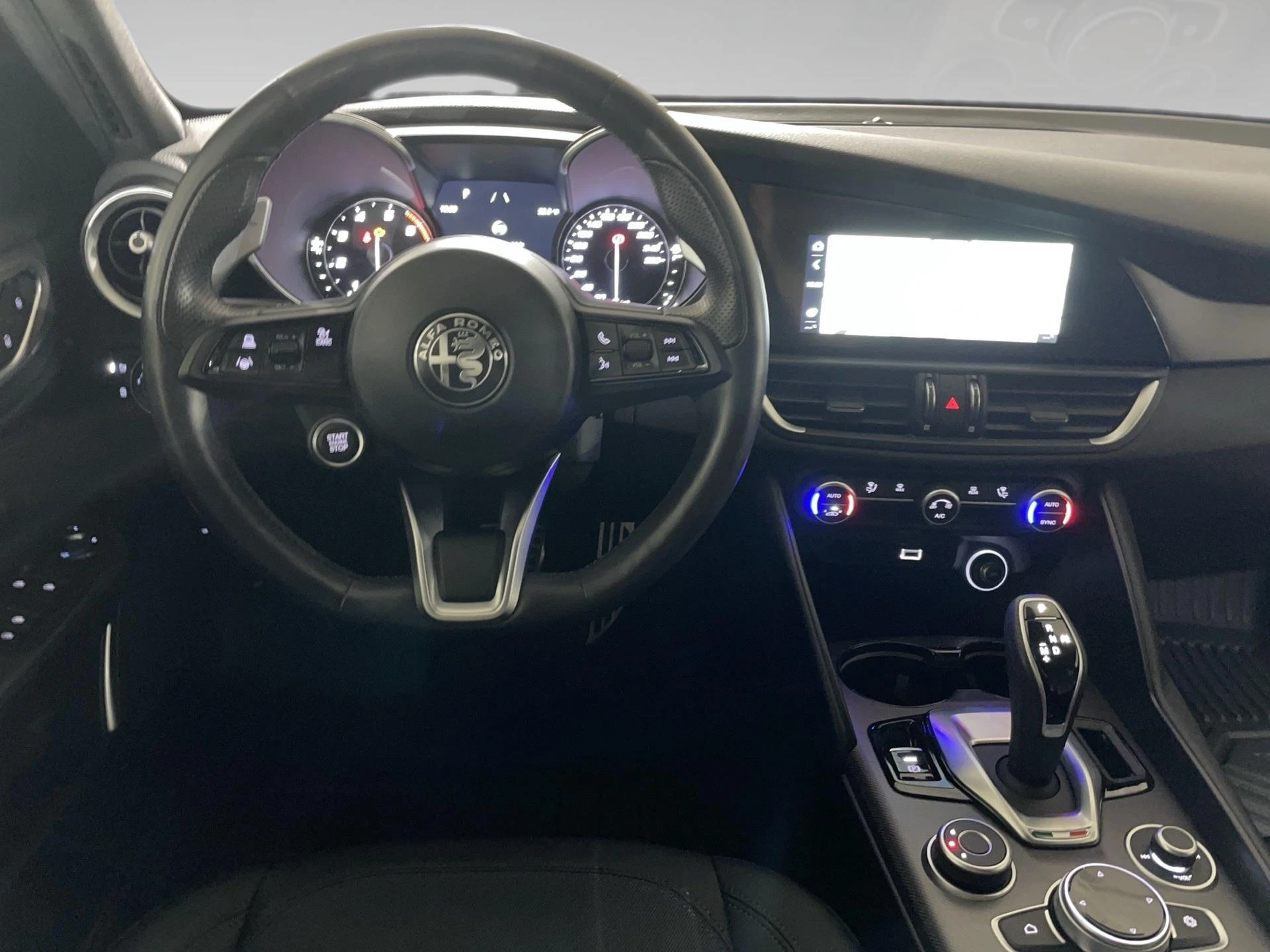 Alfa Romeo-Giulia-image-5