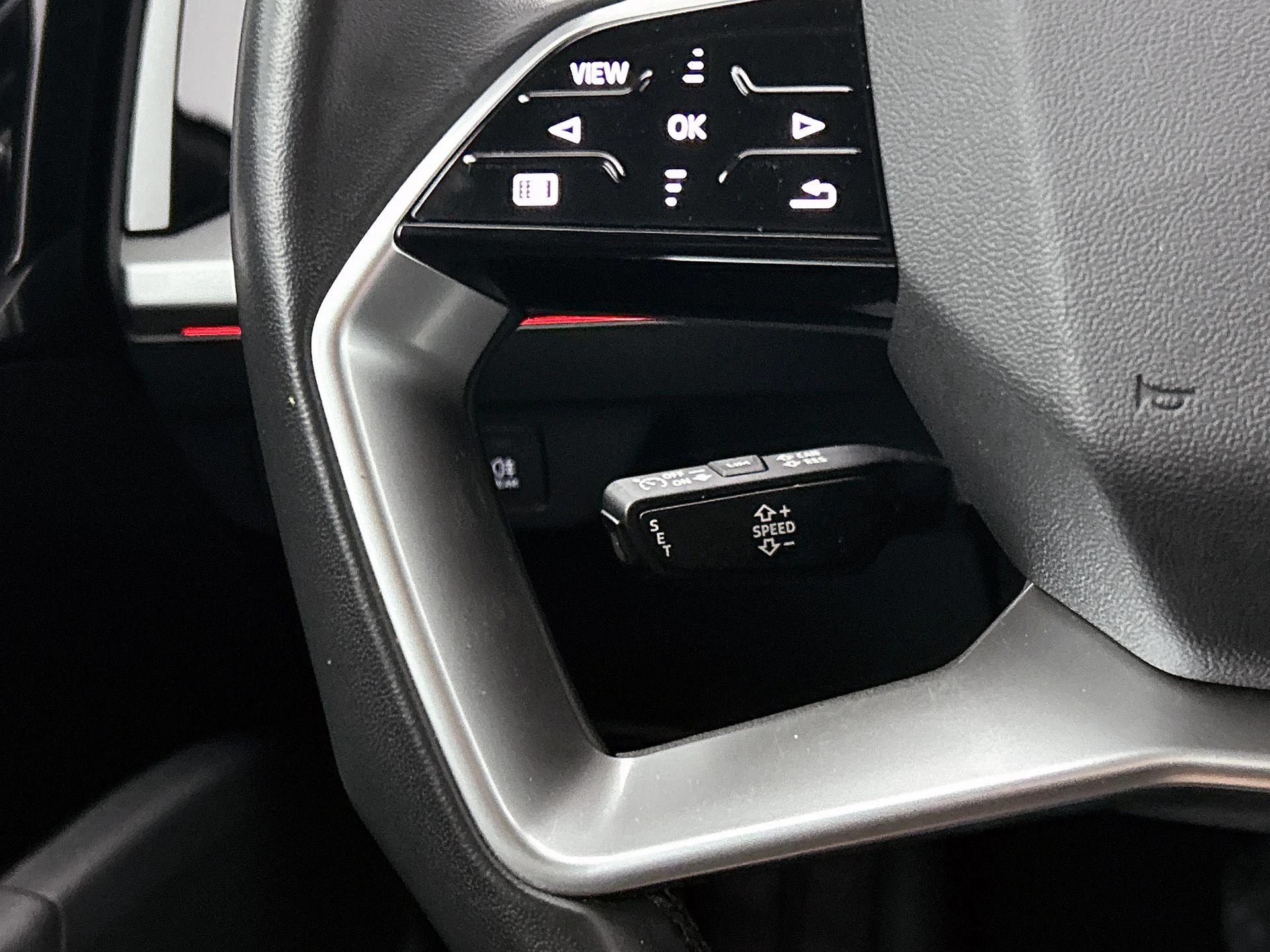 Audi-Q4 e-tron-image-5
