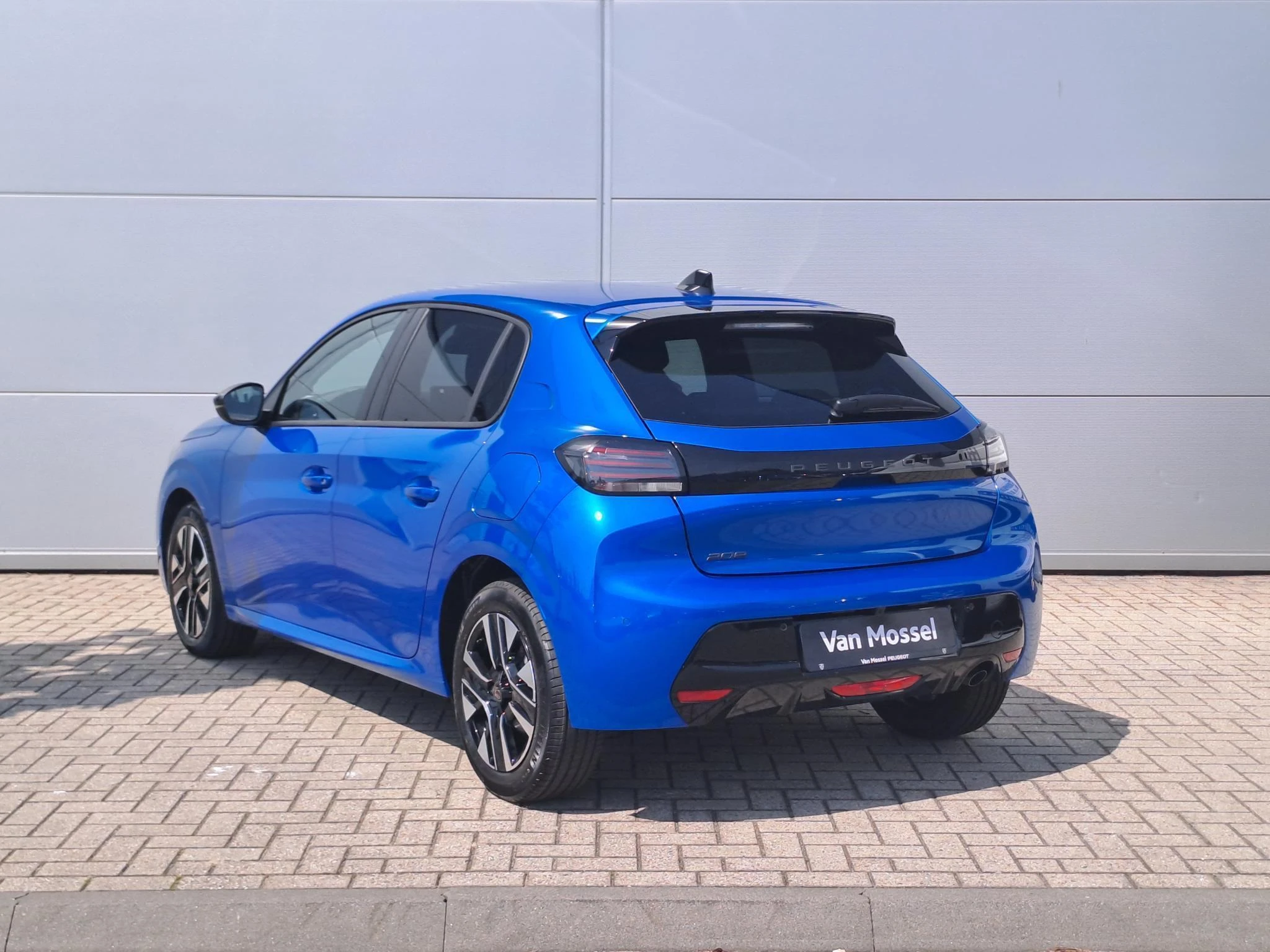 Peugeot-208-image-3