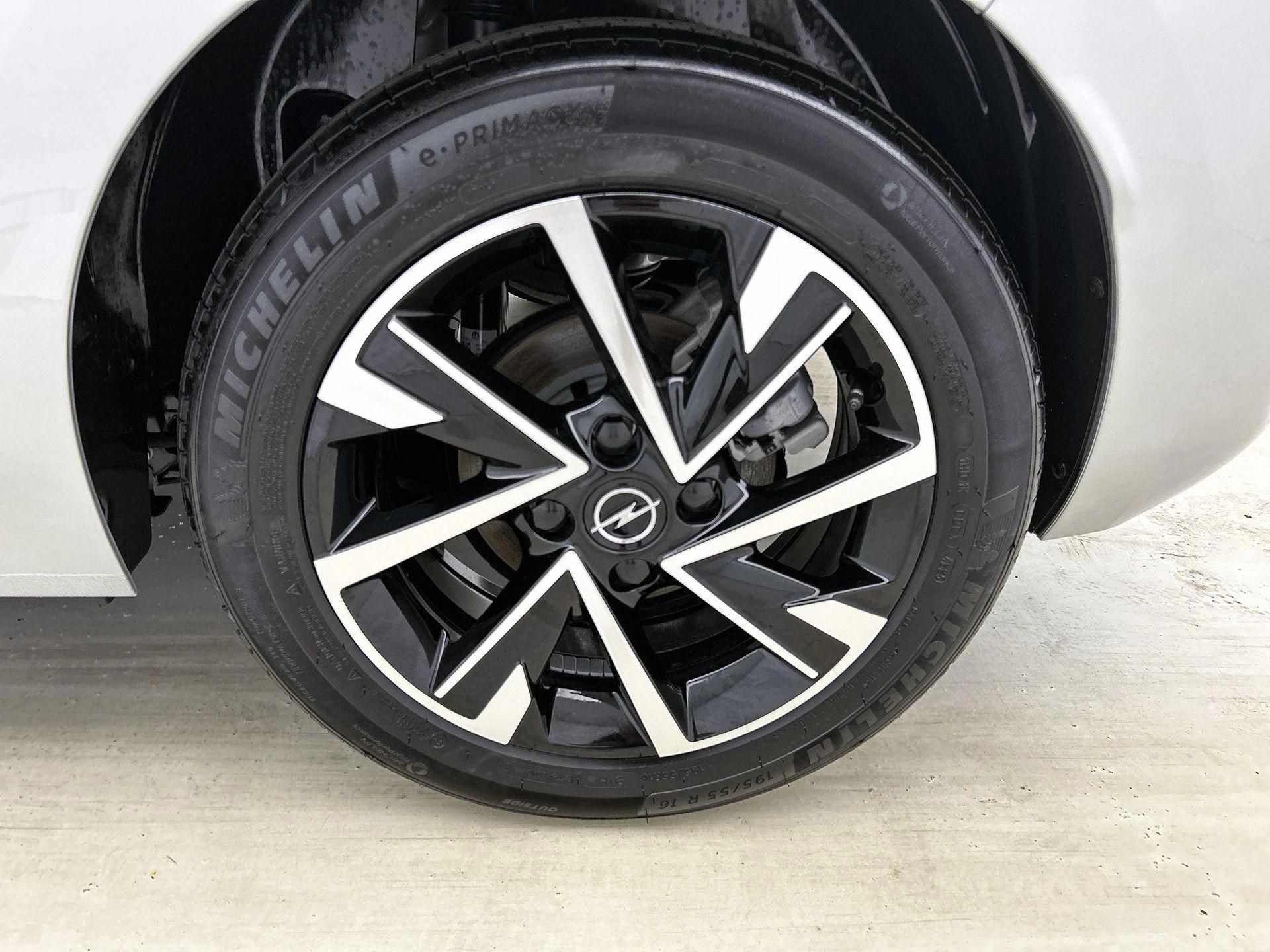 Opel-Corsa-image-40