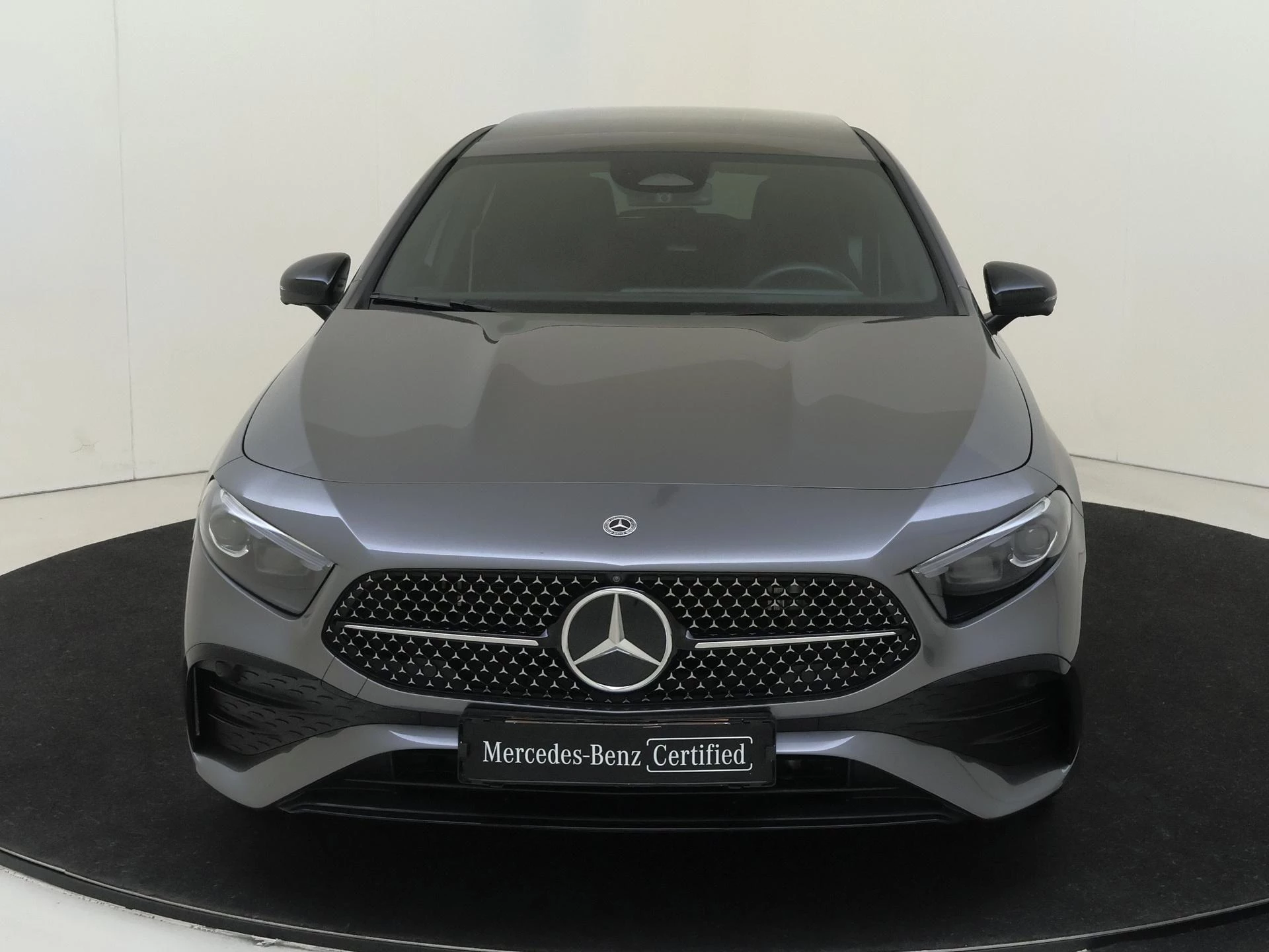 Mercedes-Benz A-Klasse 250 e Business Solution AMG
