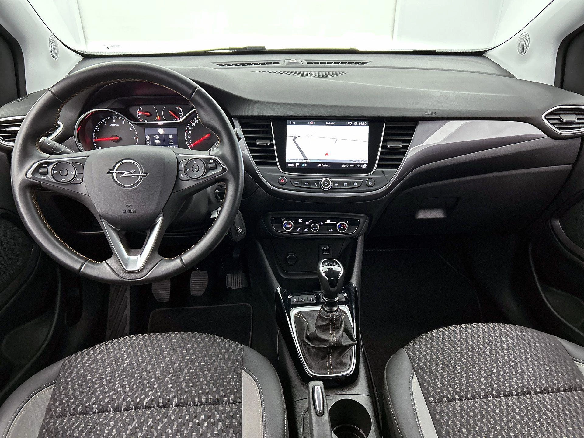 Opel-Crossland X-image-19